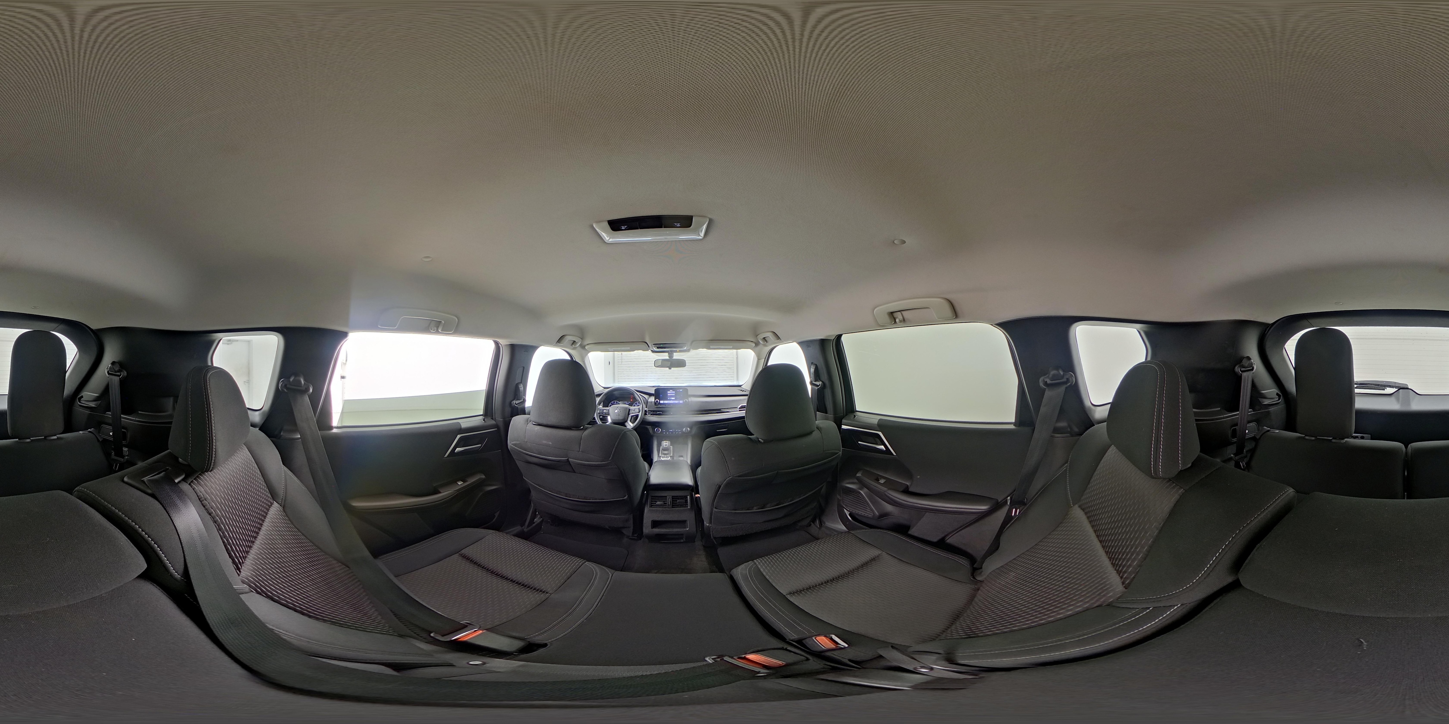 2024 Mitsubishi Outlander ES - Photo 26