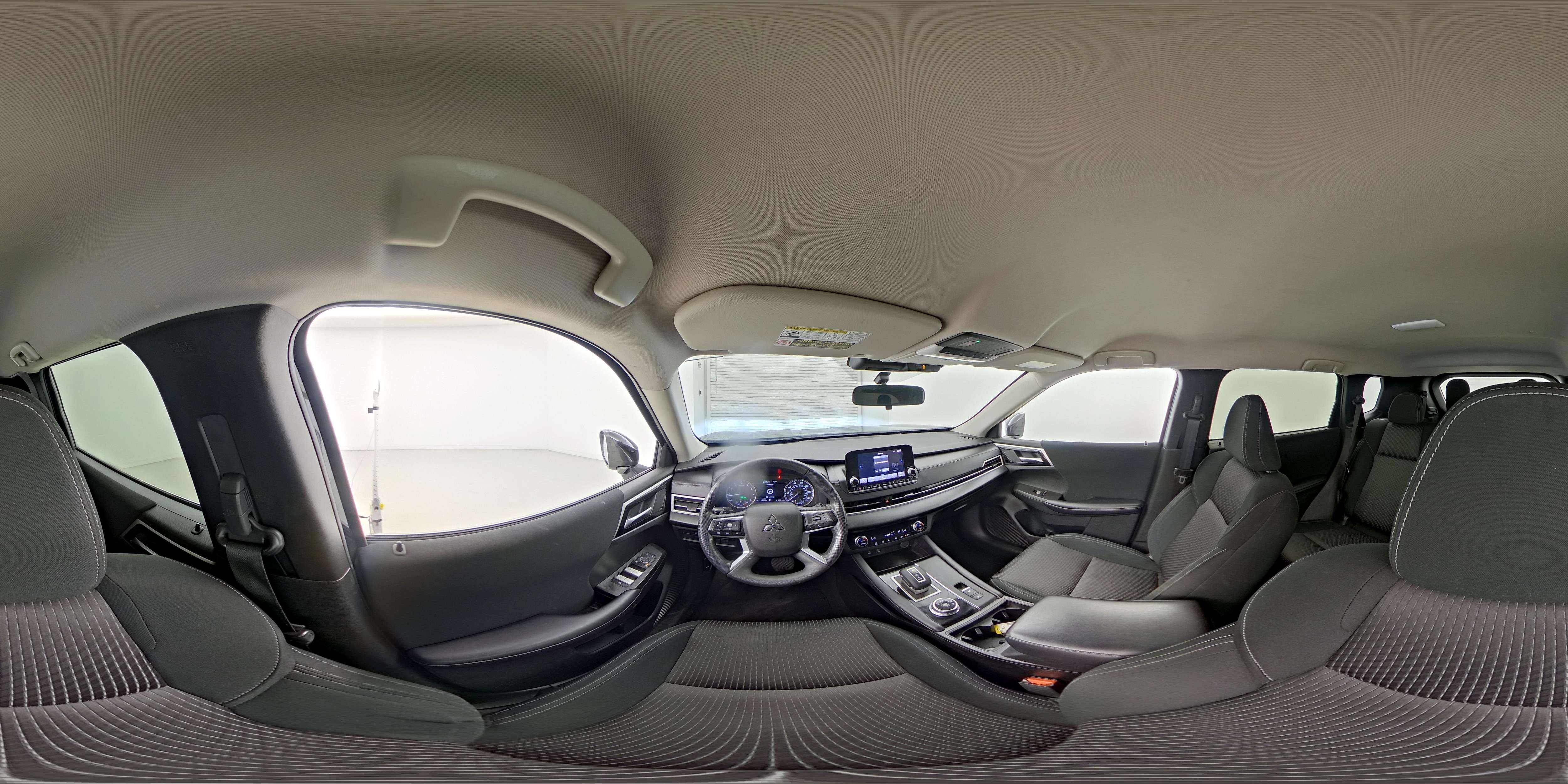 2024 Mitsubishi Outlander ES - Photo 27