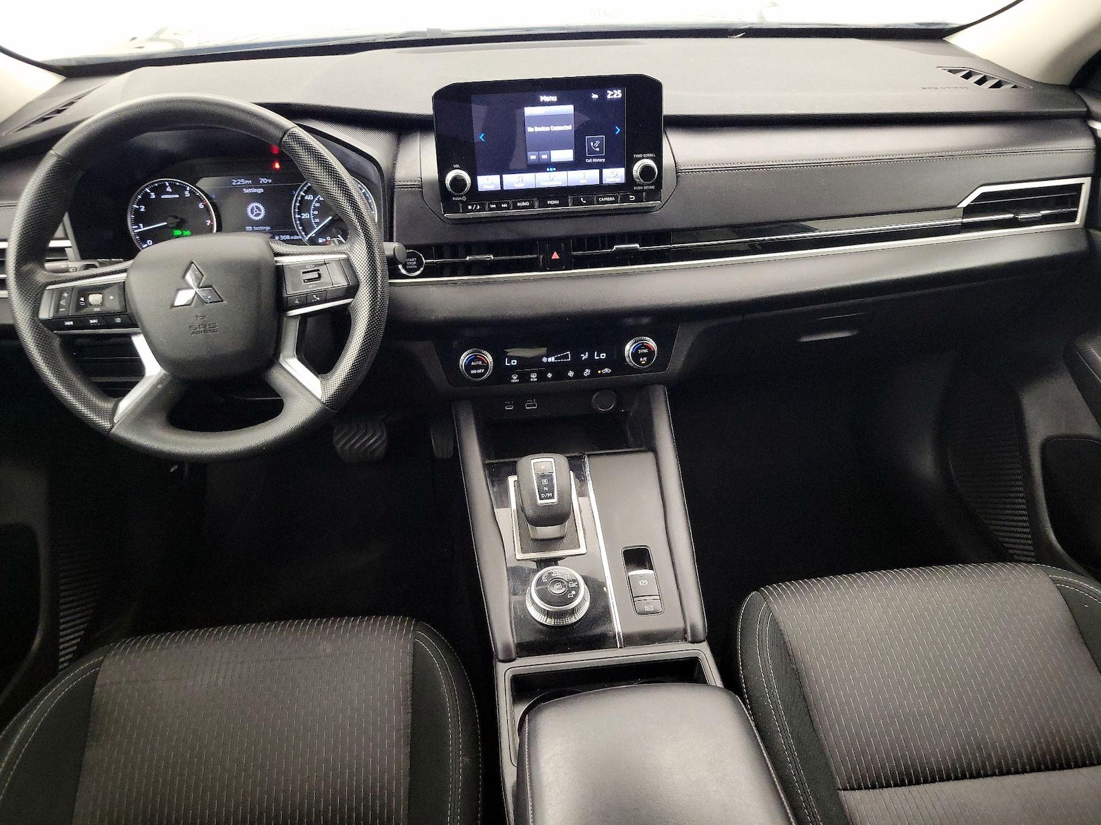 2024 Mitsubishi Outlander ES - Photo 10