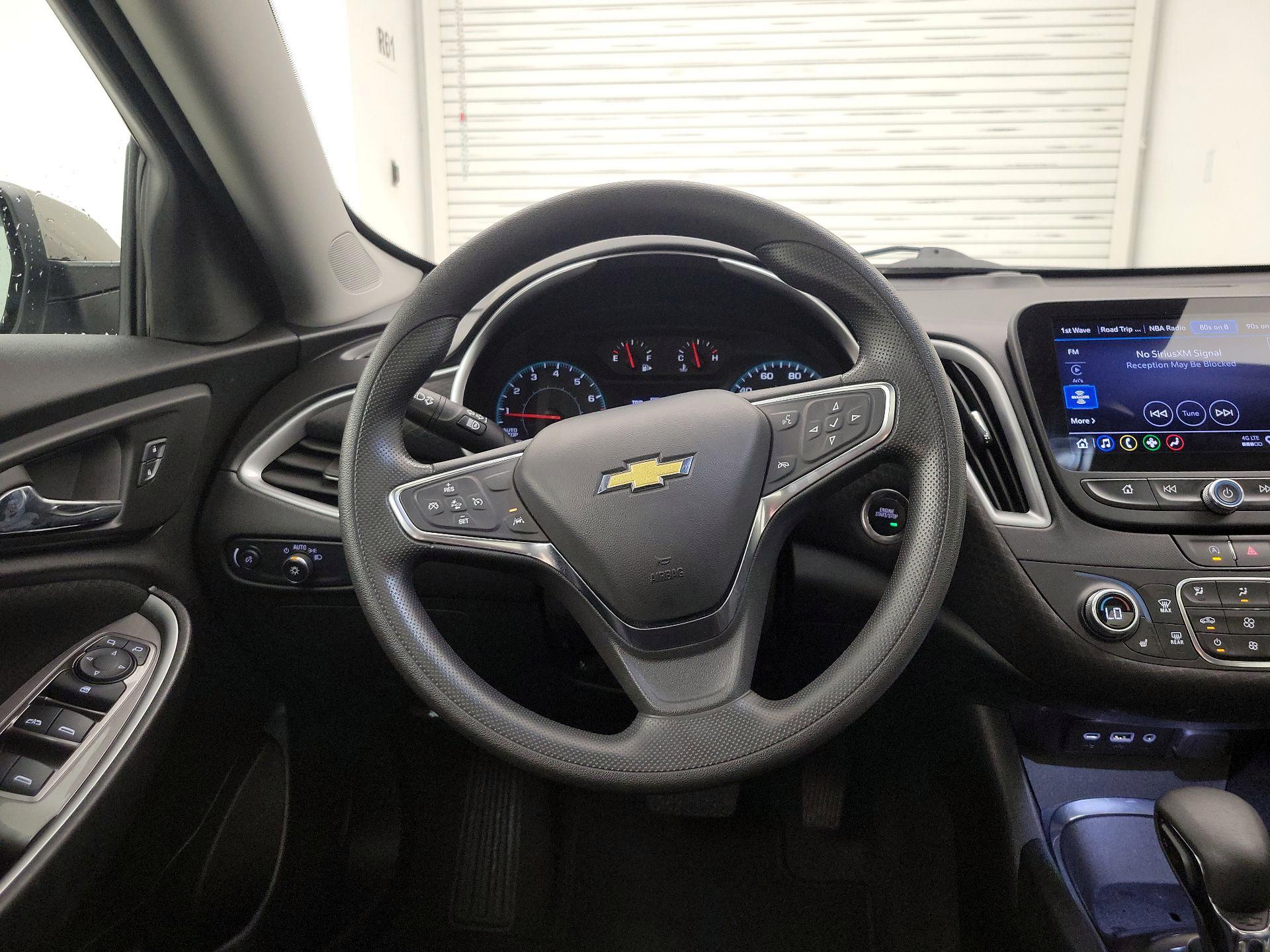Thumbnail: 2024 Chevrolet Malibu - 10