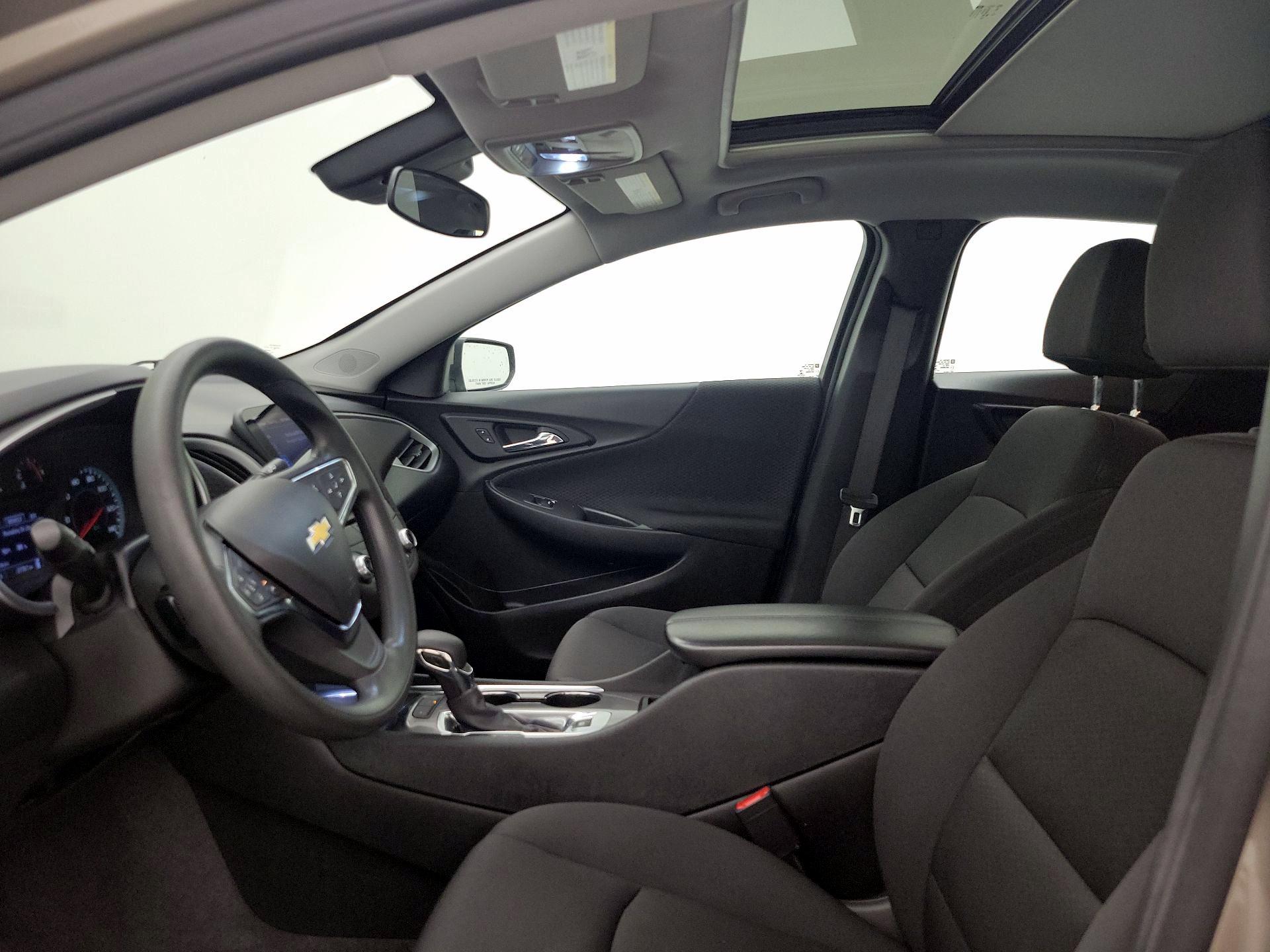 Thumbnail: 2024 Chevrolet Malibu - 19