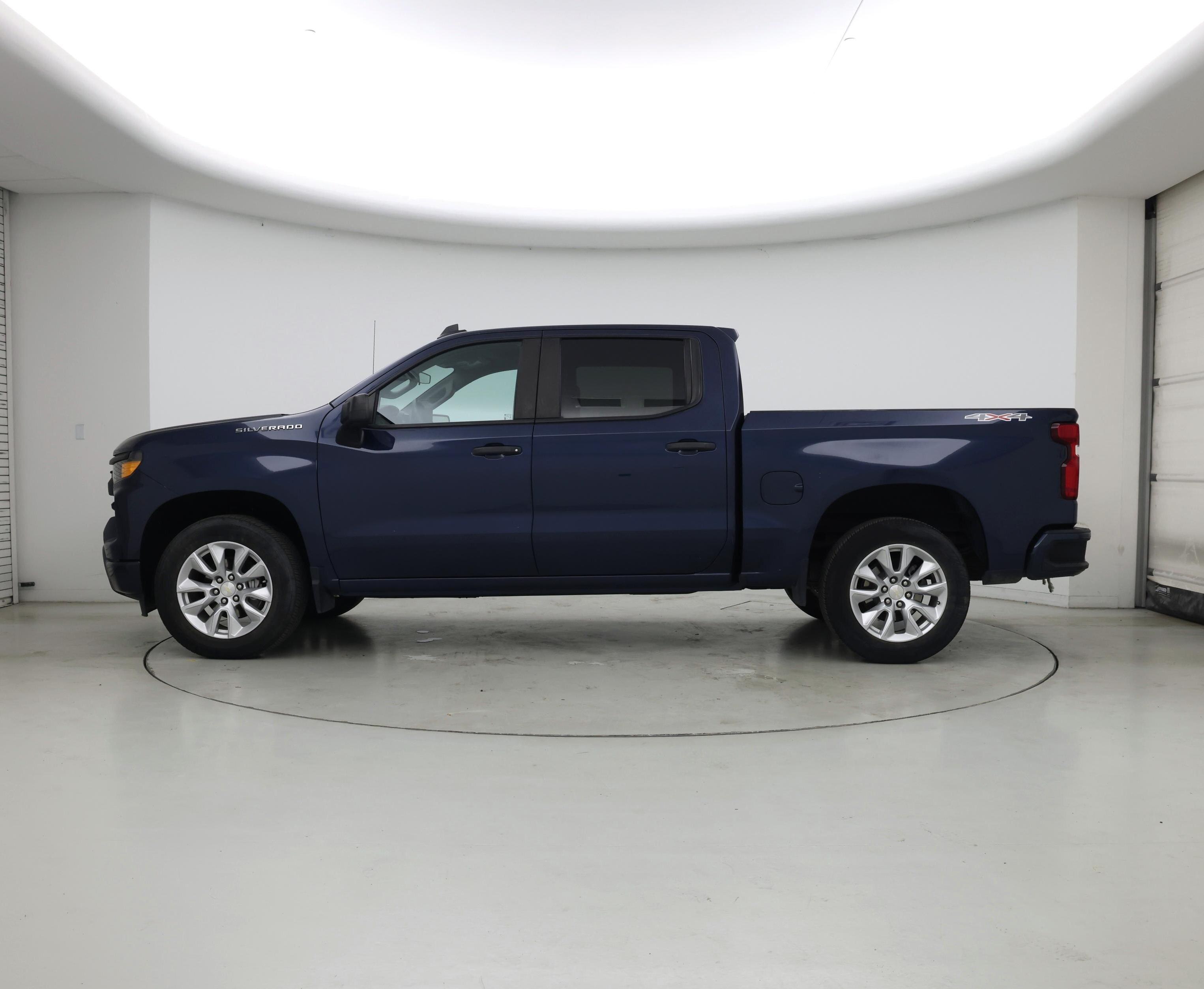 Thumbnail: 2023 Chevrolet Silverado 1500 - 3