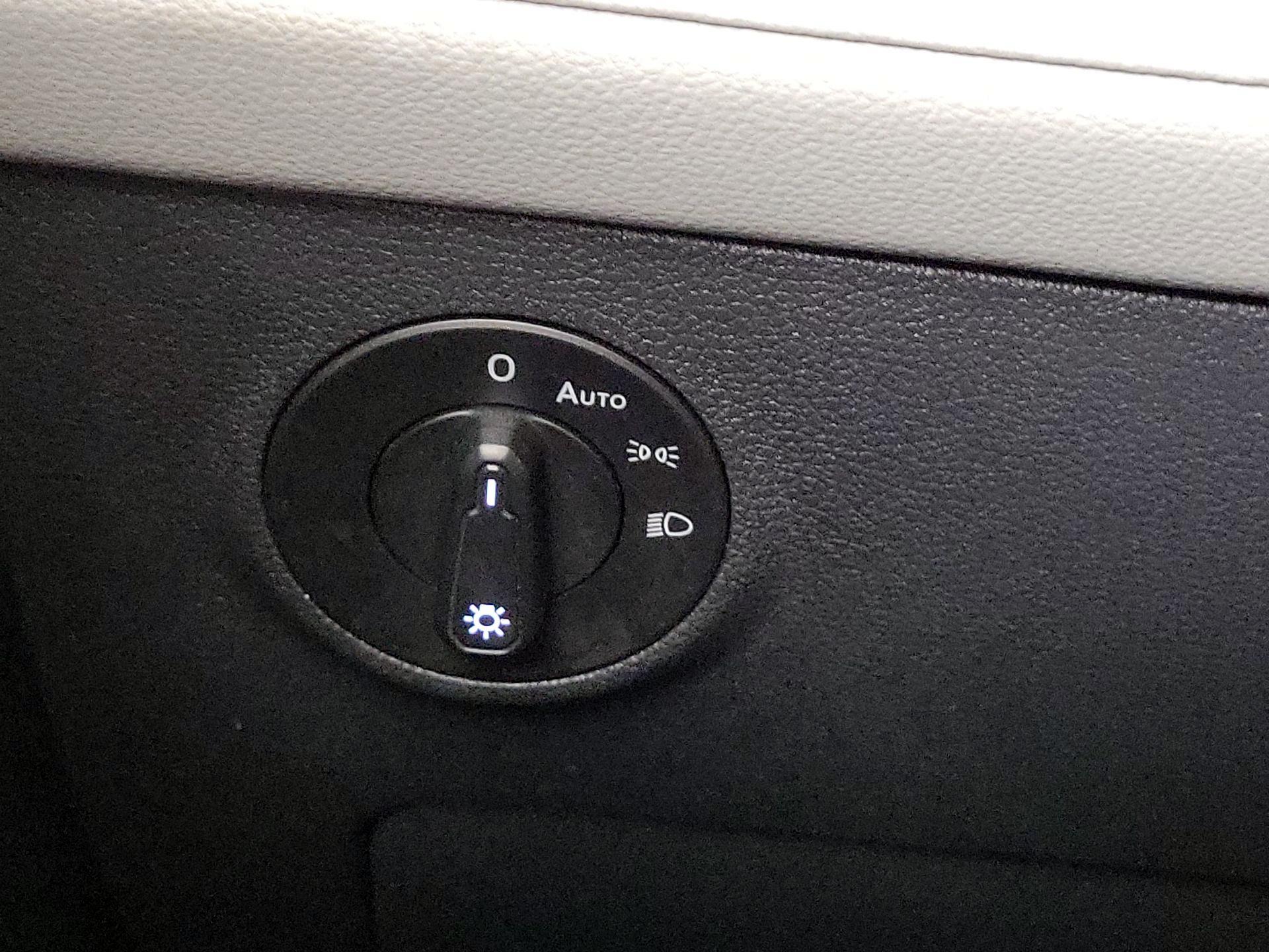 Thumbnail: 2024 Volkswagen Taos - 13