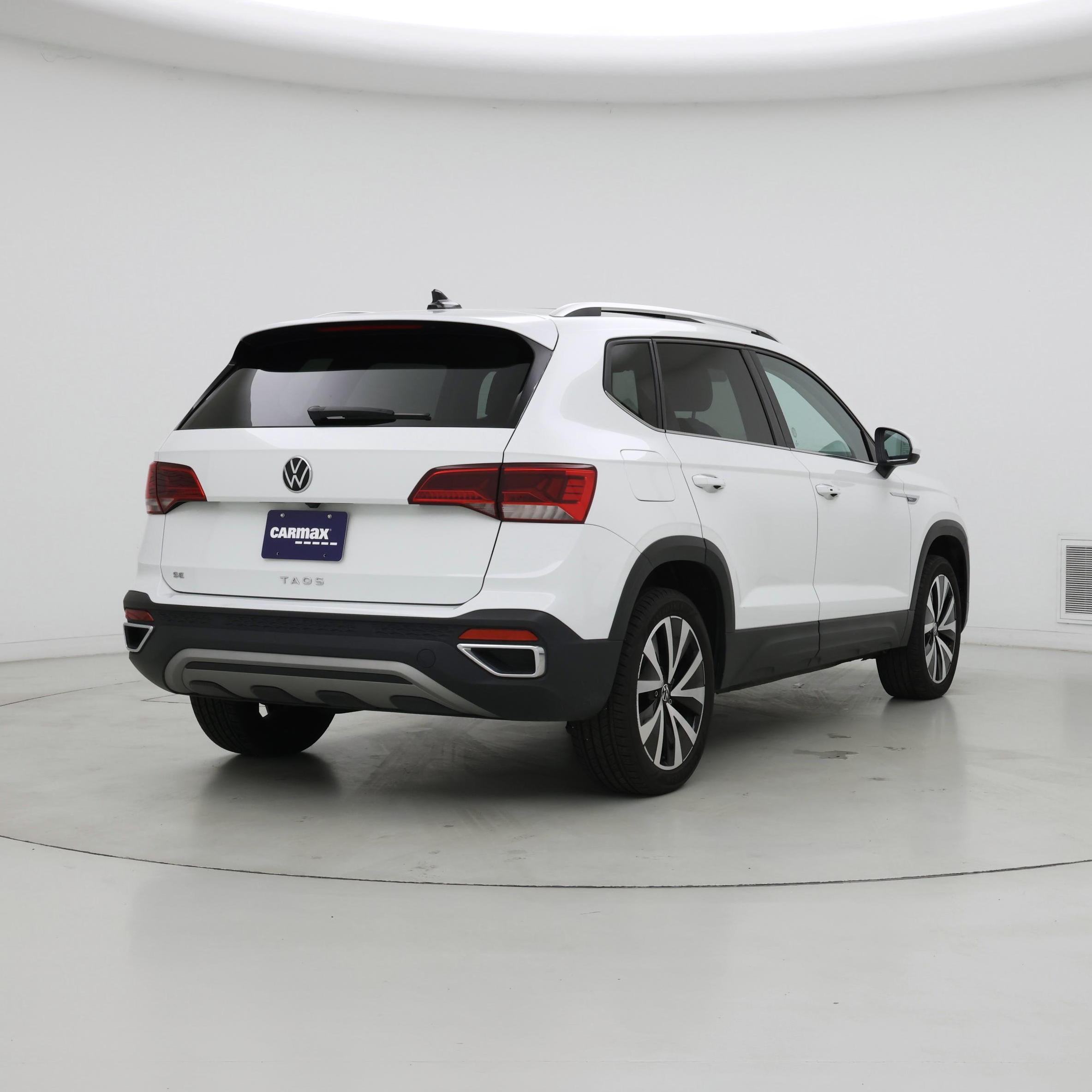 Thumbnail: 2024 Volkswagen Taos - 8