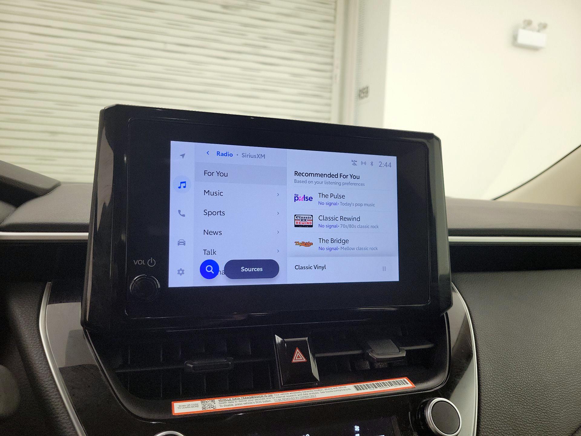 Thumbnail: 2025 Toyota Corolla - 16