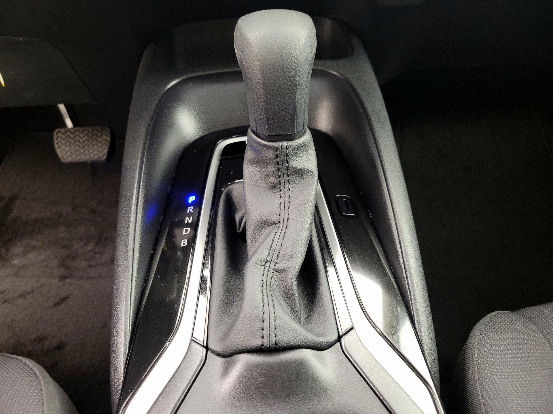 Thumbnail: 2025 Toyota Corolla - 18