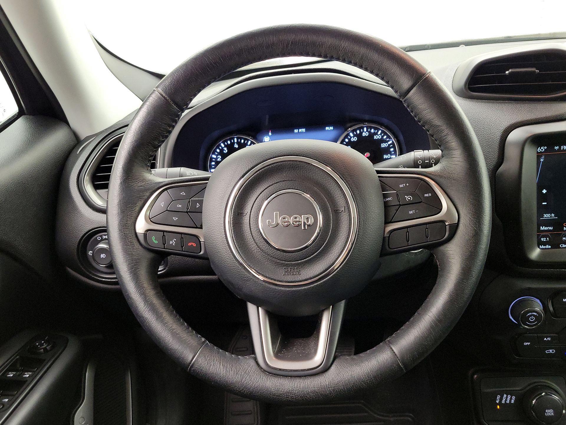 Thumbnail: 2022 Jeep Renegade - 10