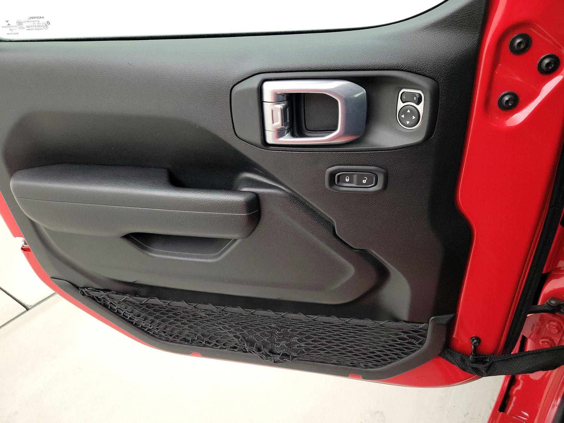 Thumbnail: 2022 Jeep Wrangler - 12