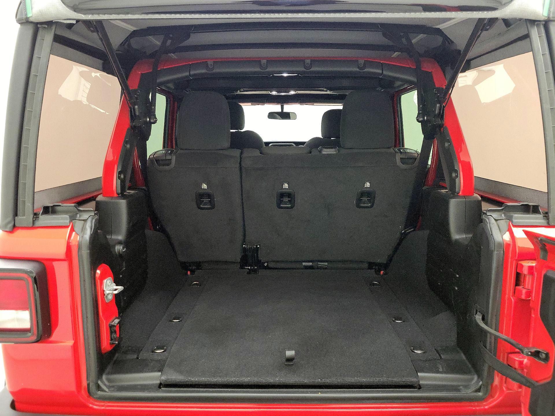 Thumbnail: 2022 Jeep Wrangler - 20