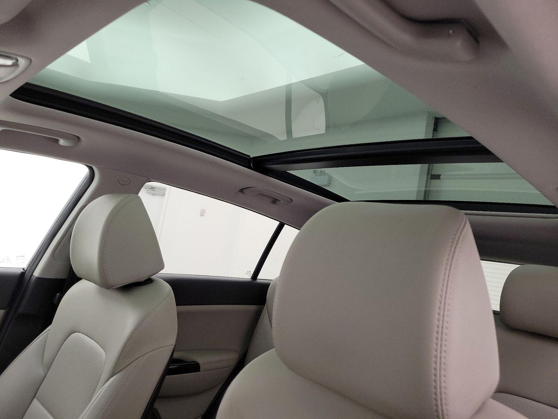 Thumbnail: 2022 Kia Sportage - 19