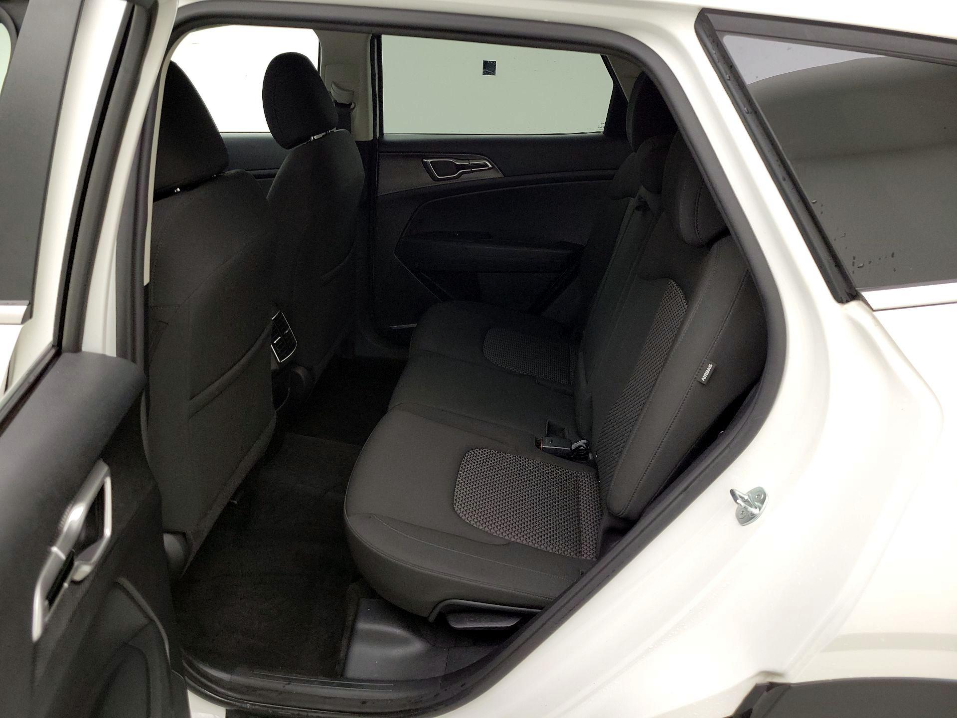 Thumbnail: 2024 Kia Sportage - 19