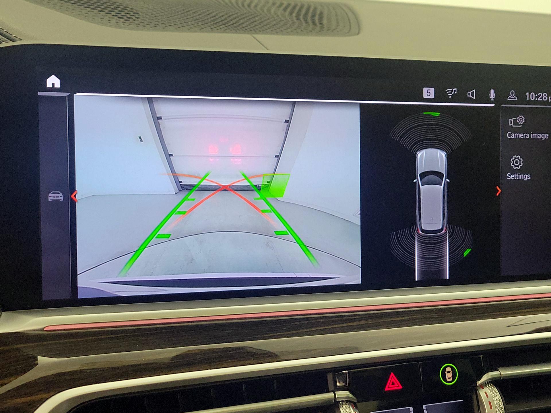 Thumbnail: 2021 BMW X5 - 15