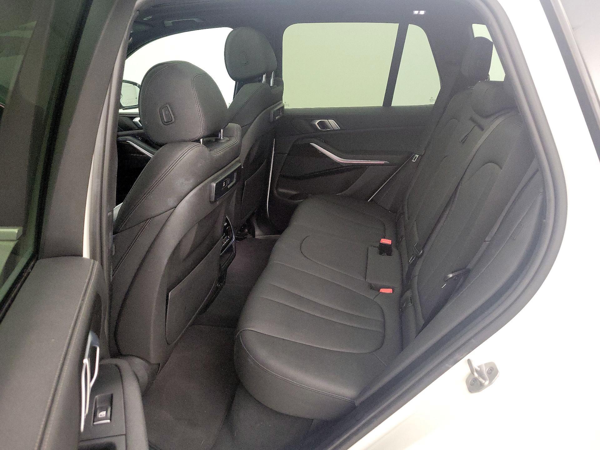 Thumbnail: 2021 BMW X5 - 20