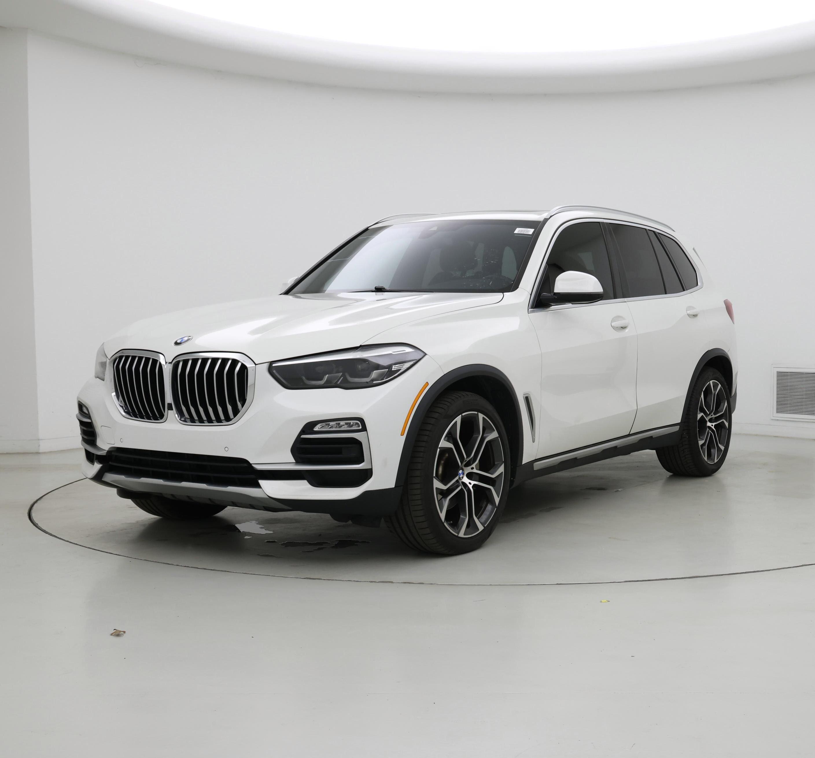 Thumbnail: 2021 BMW X5 - 4