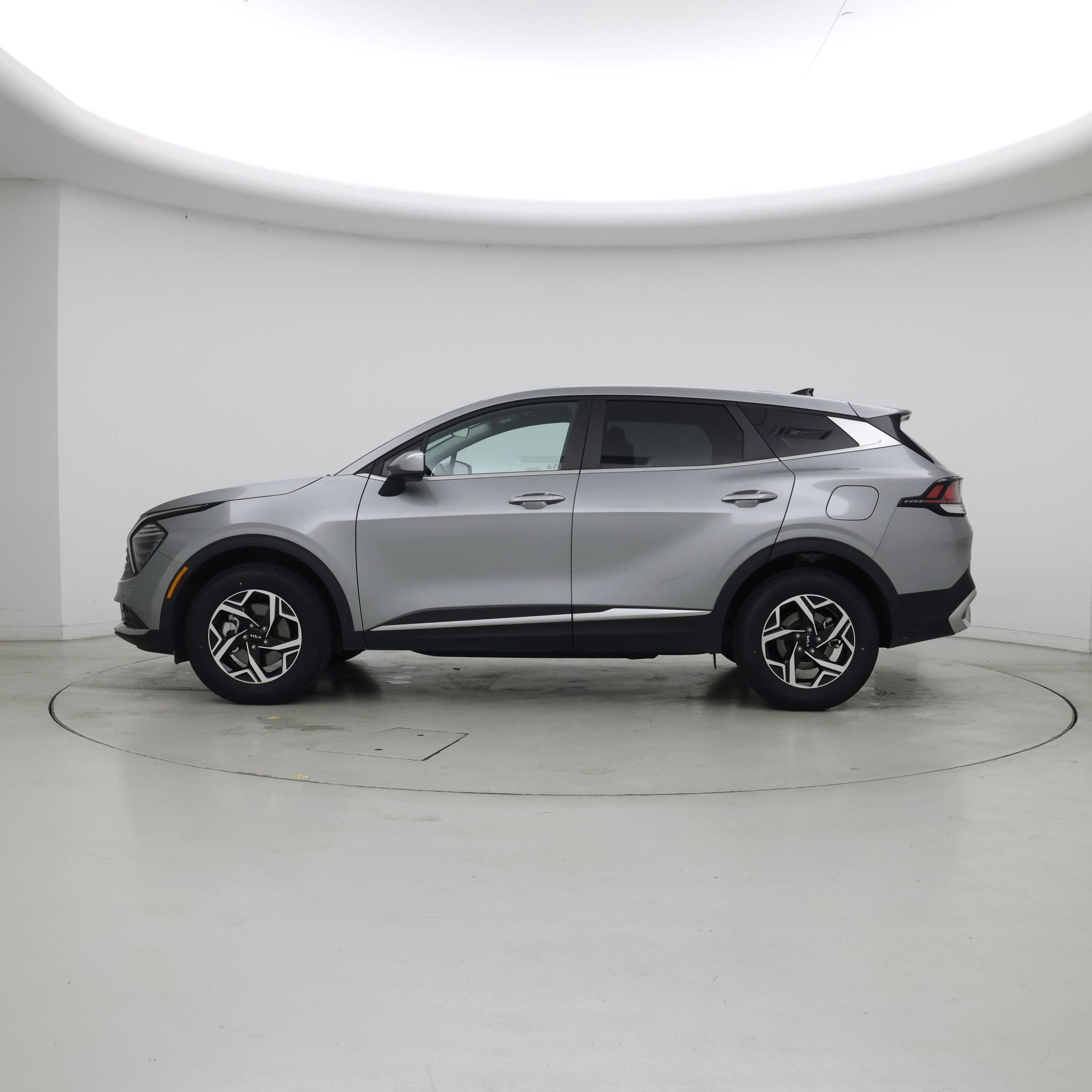 Thumbnail: 2024 Kia Sportage - 3