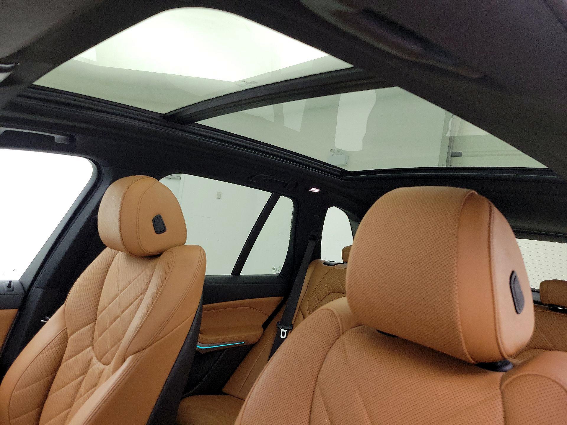 Thumbnail: 2023 BMW X5 - 20