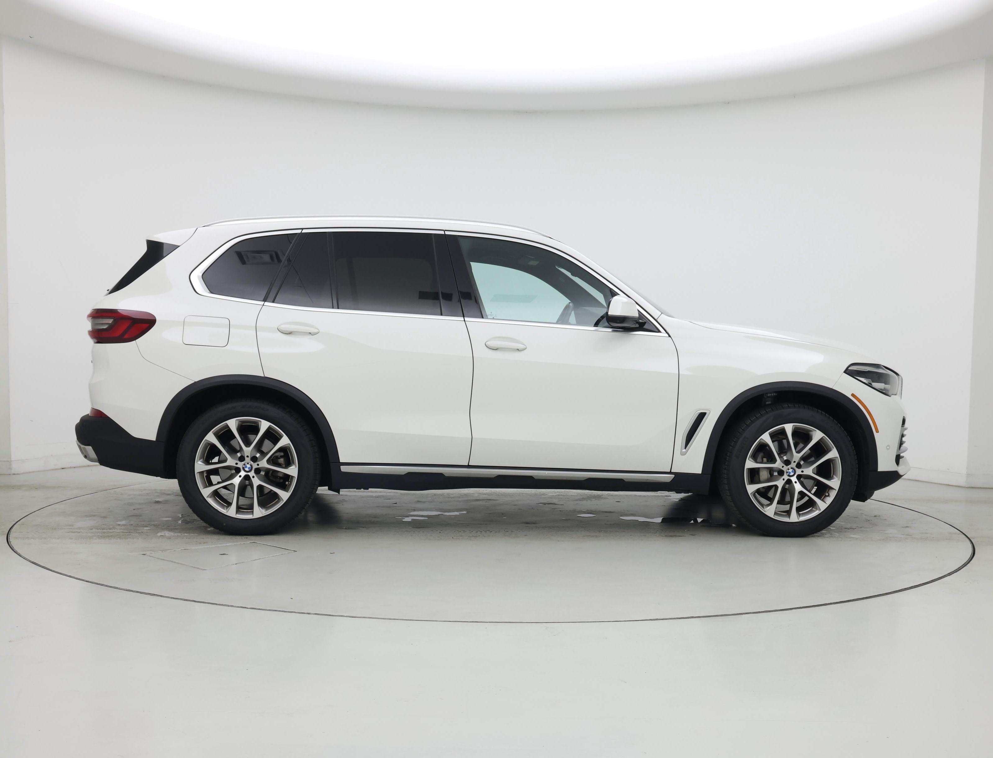 Thumbnail: 2023 BMW X5 - 7