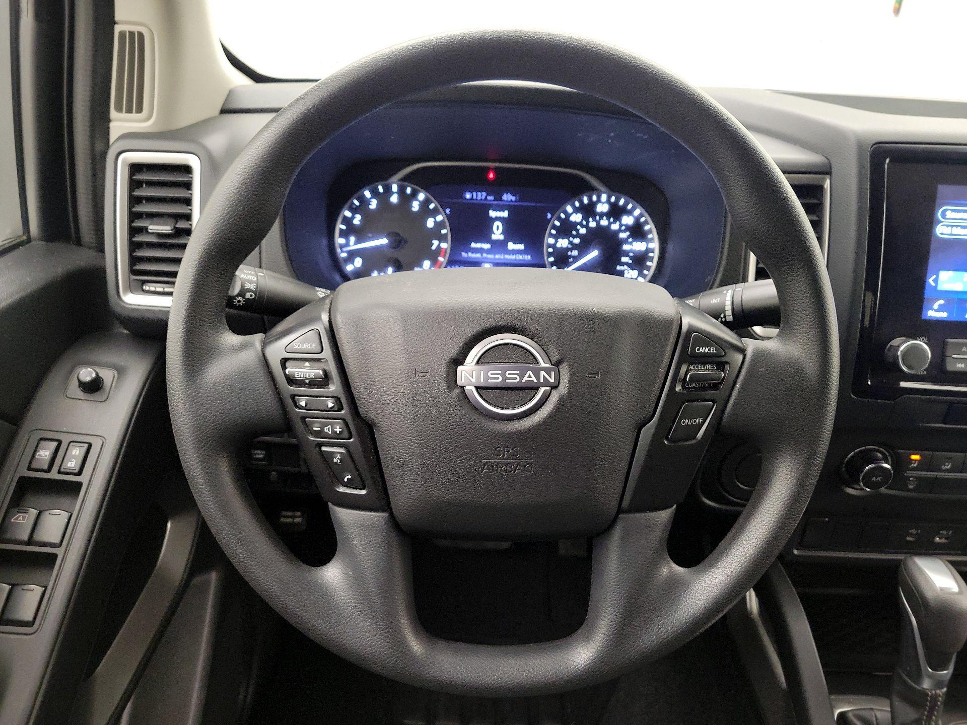Thumbnail: 2022 Nissan Frontier - 10
