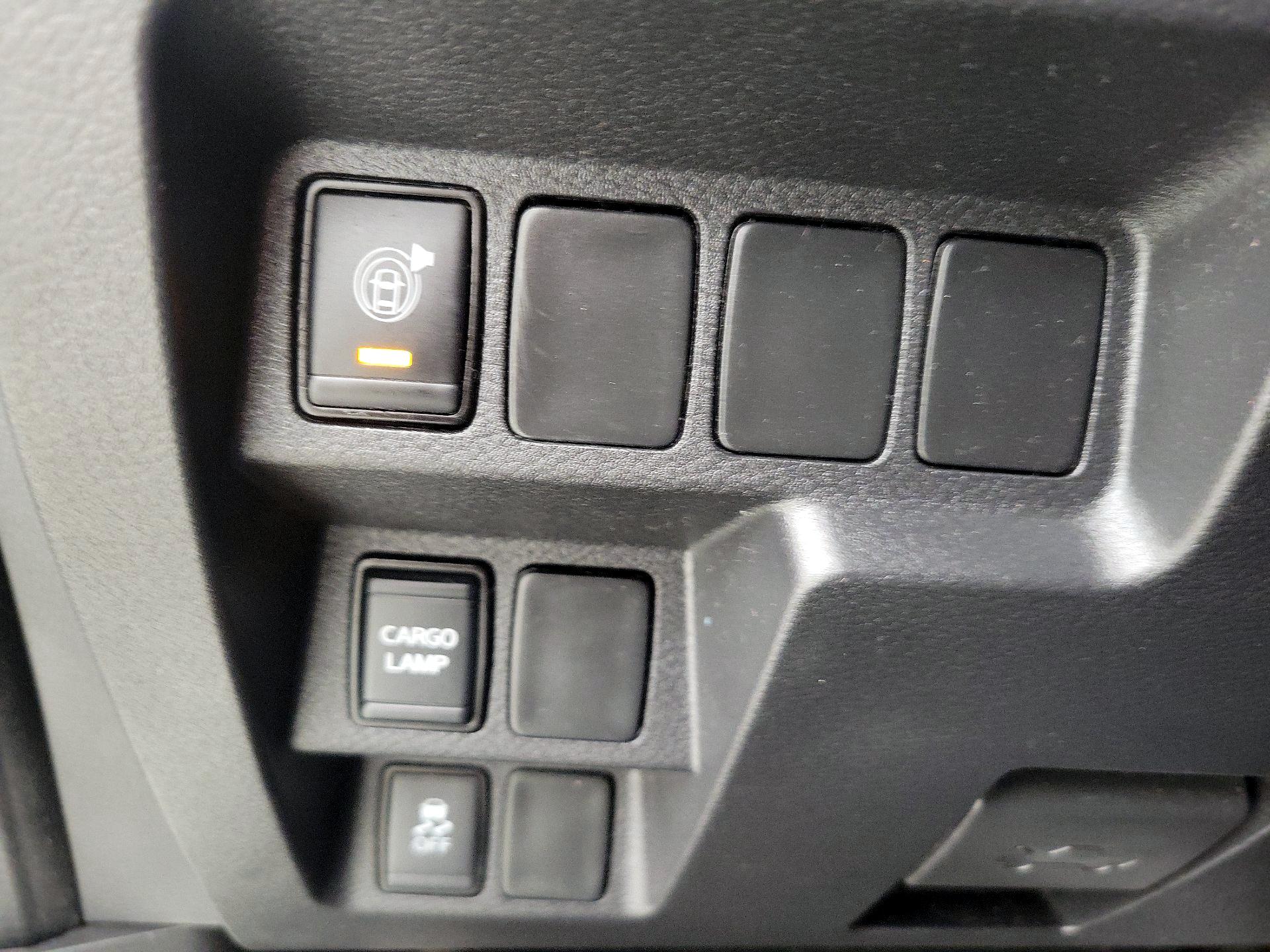 Thumbnail: 2023 Nissan Frontier - 13