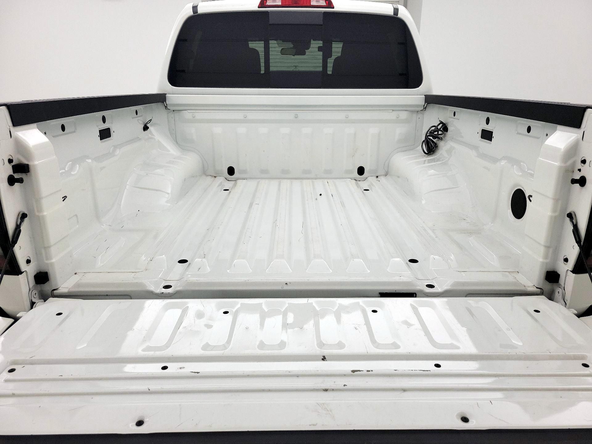 Thumbnail: 2023 Nissan Frontier - 20