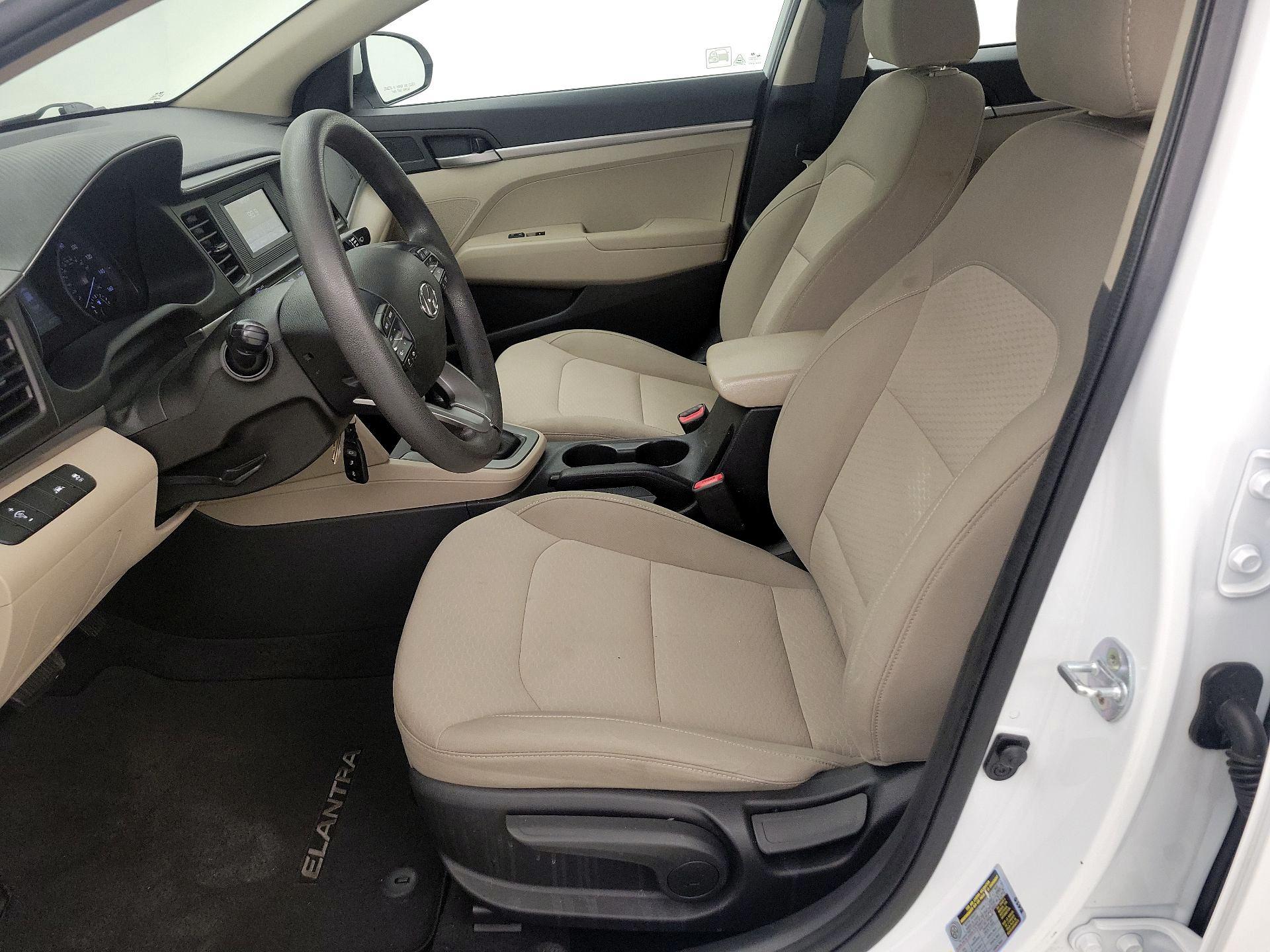 Thumbnail: 2020 Hyundai Elantra - 11