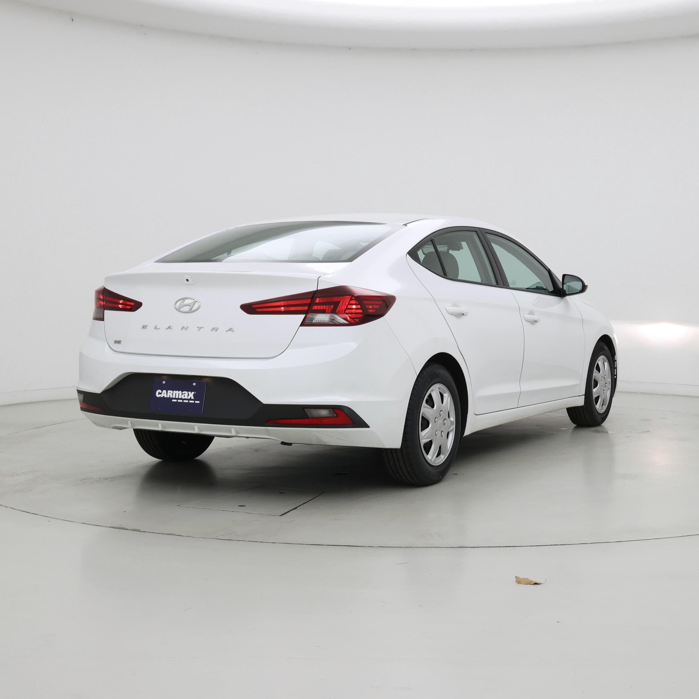 Thumbnail: 2020 Hyundai Elantra - 8