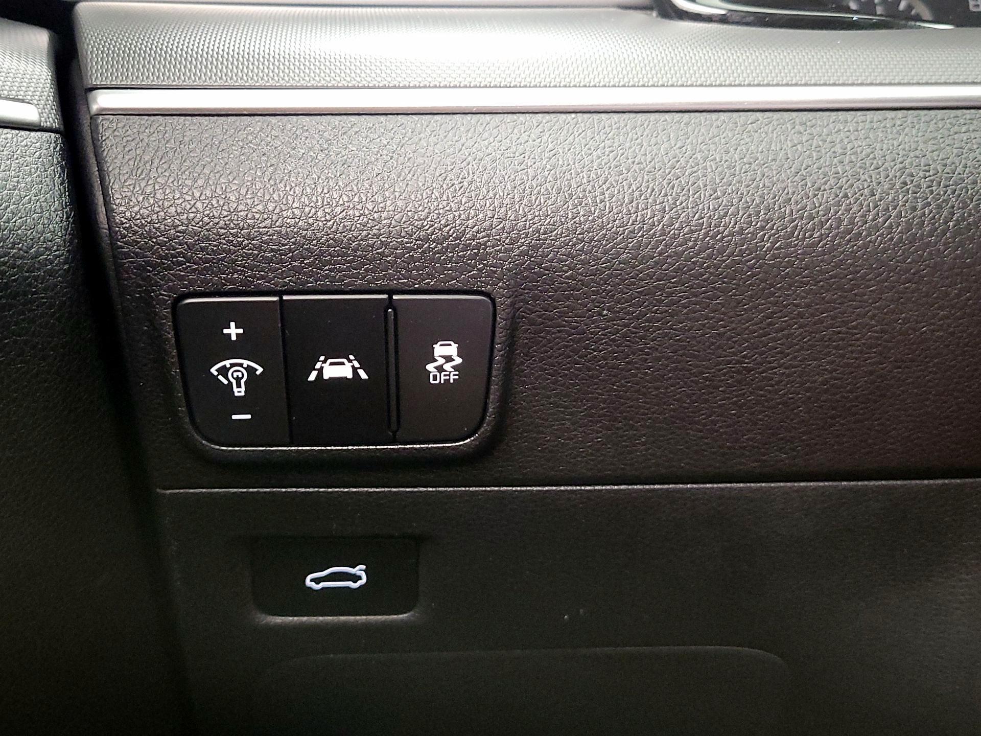 Thumbnail: 2023 Kia K5 - 13