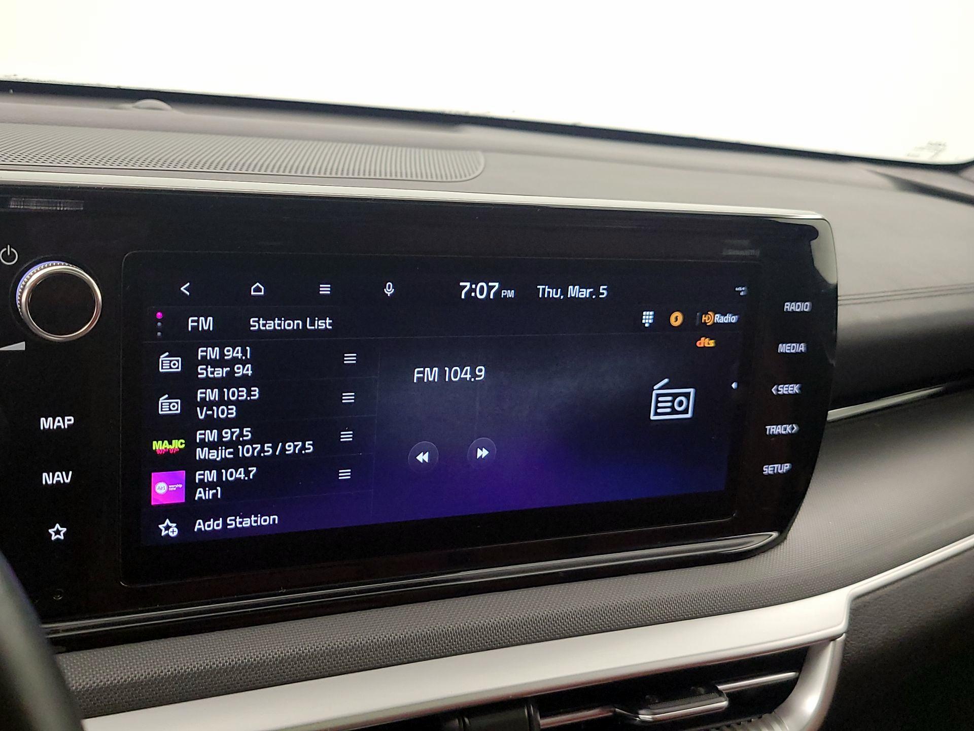 Thumbnail: 2023 Kia K5 - 16