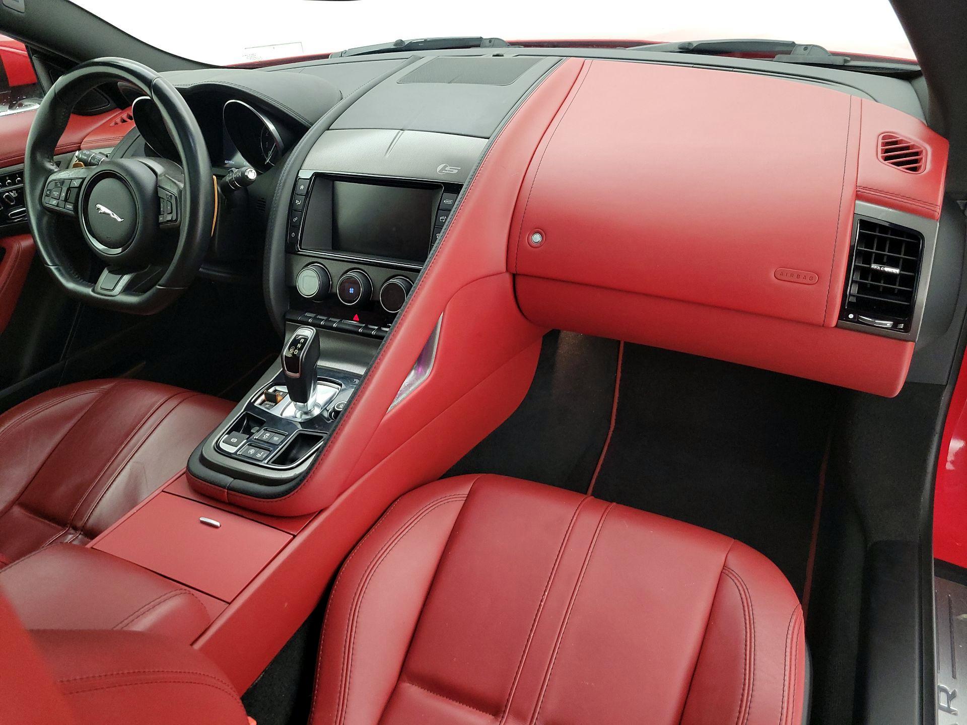 Thumbnail: 2016 Jaguar F-Type - 9