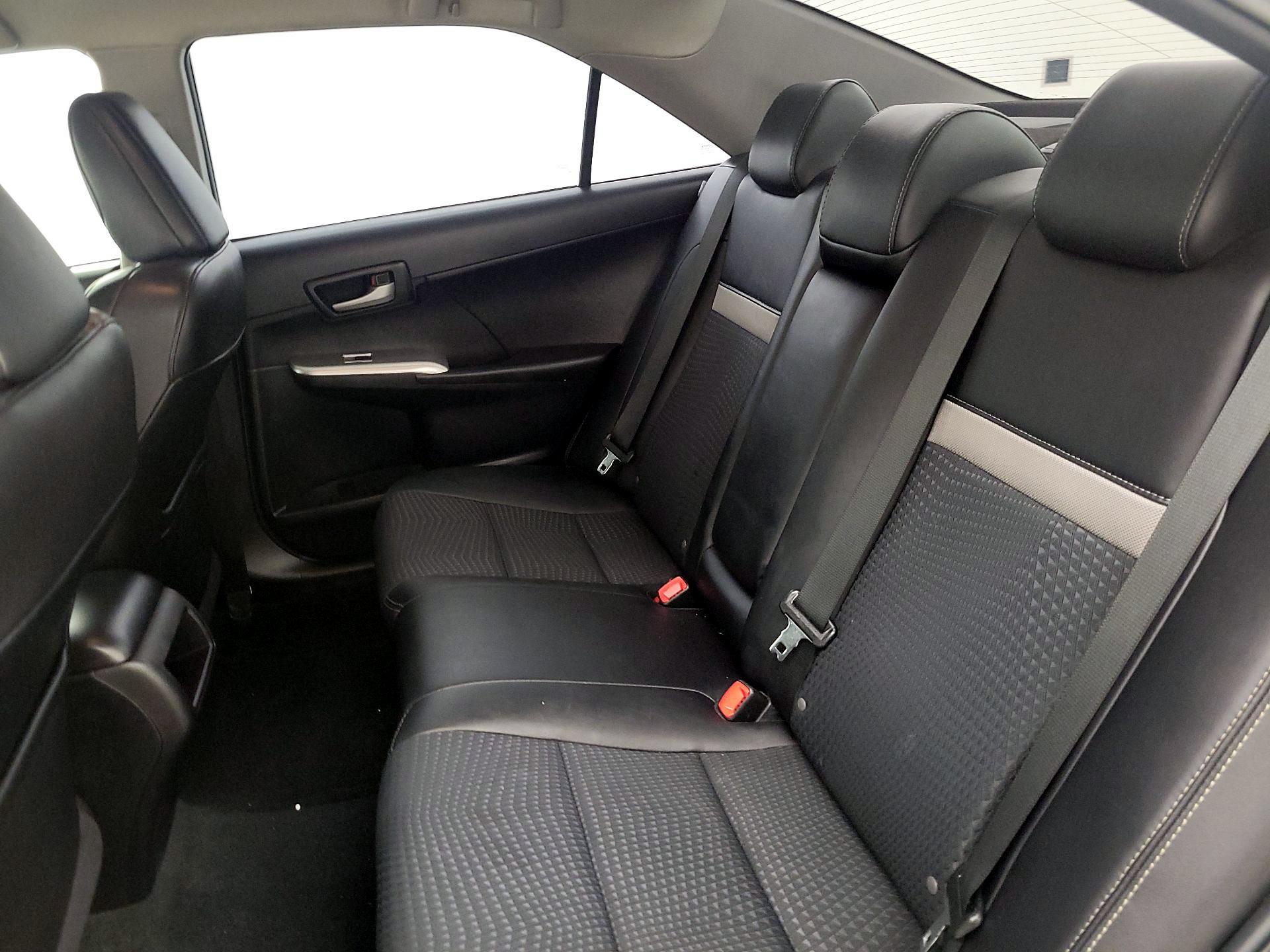 Thumbnail: 2014 Toyota Camry - 19