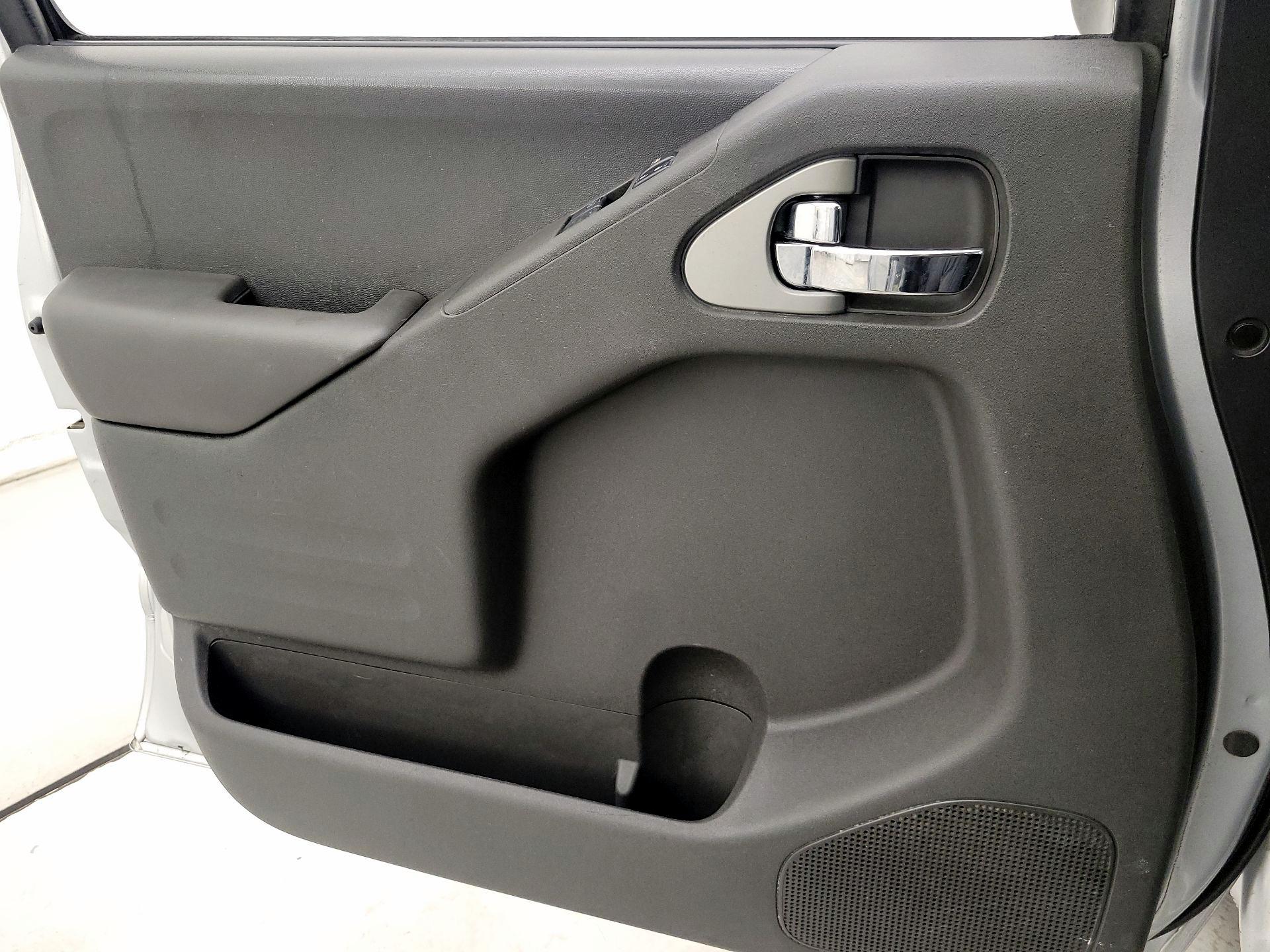 Thumbnail: 2016 Nissan Frontier - 12