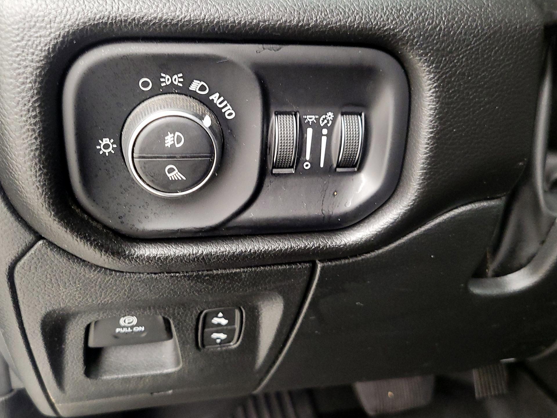 Thumbnail: 2023 RAM 1500 - 13