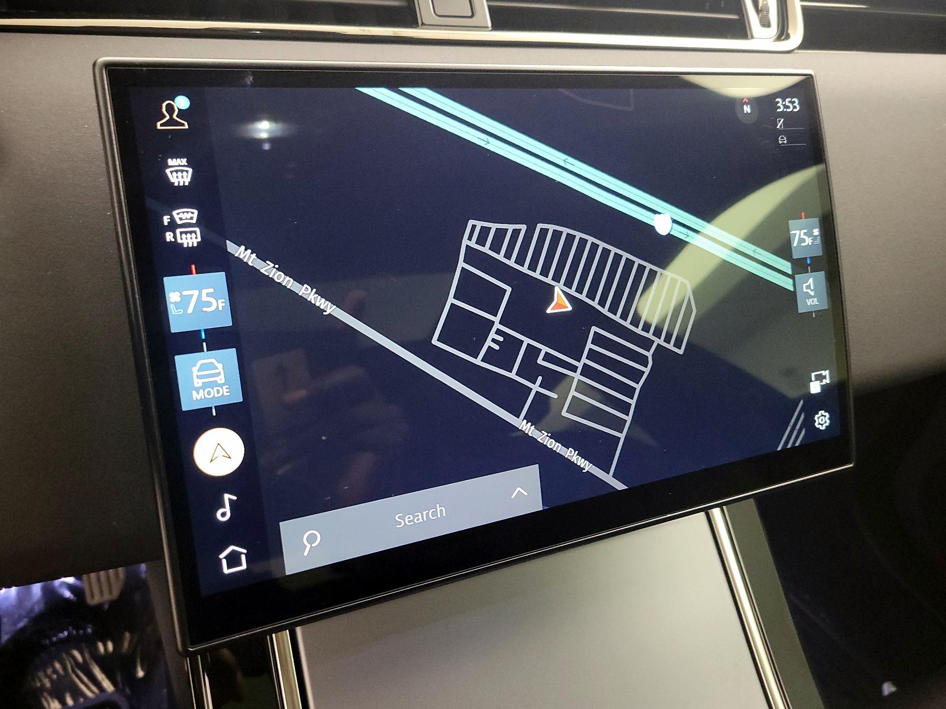 Thumbnail: 2024 Land Rover Range Rover Evoque - 14