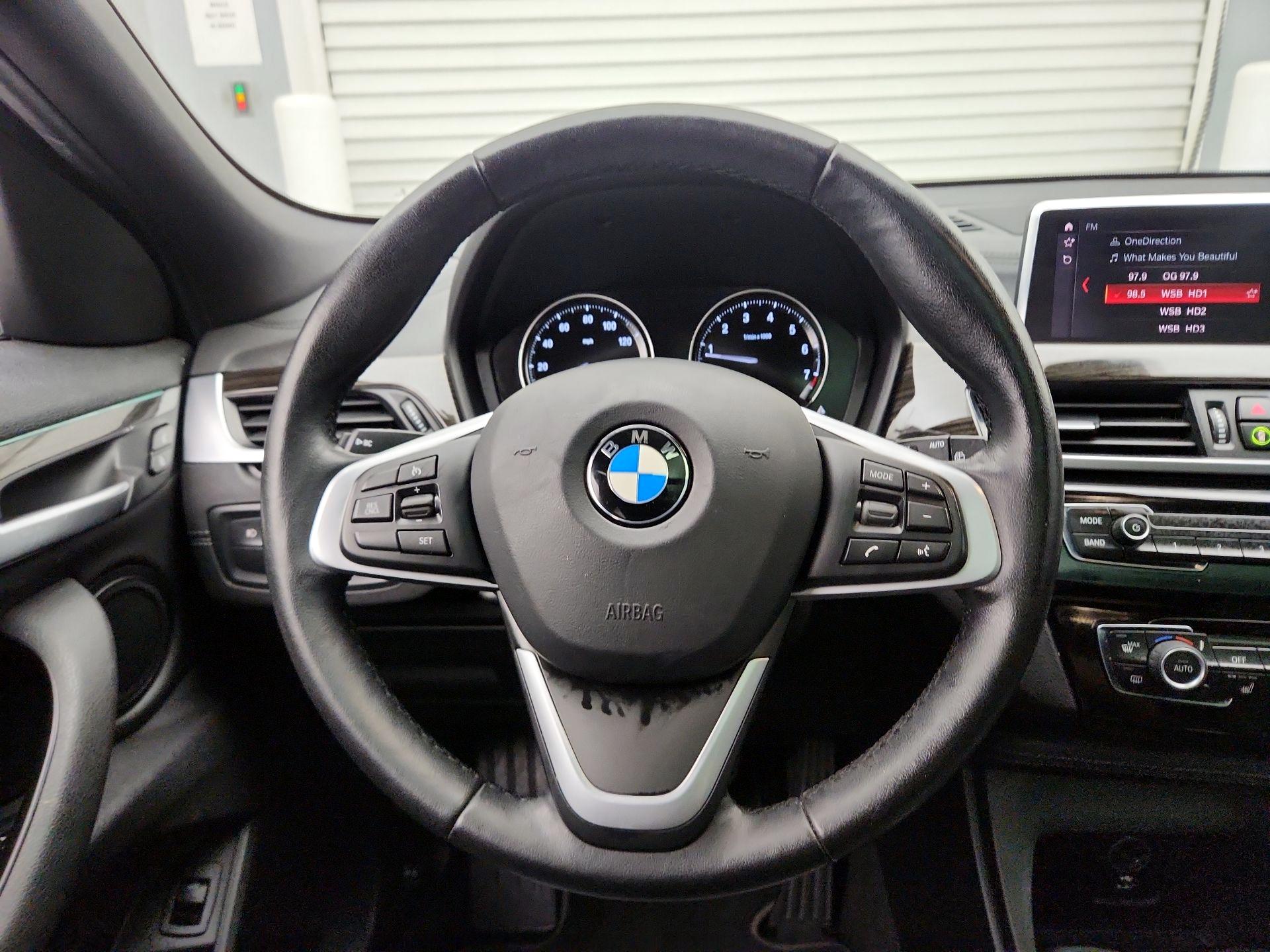 Thumbnail: 2020 BMW X2 - 10