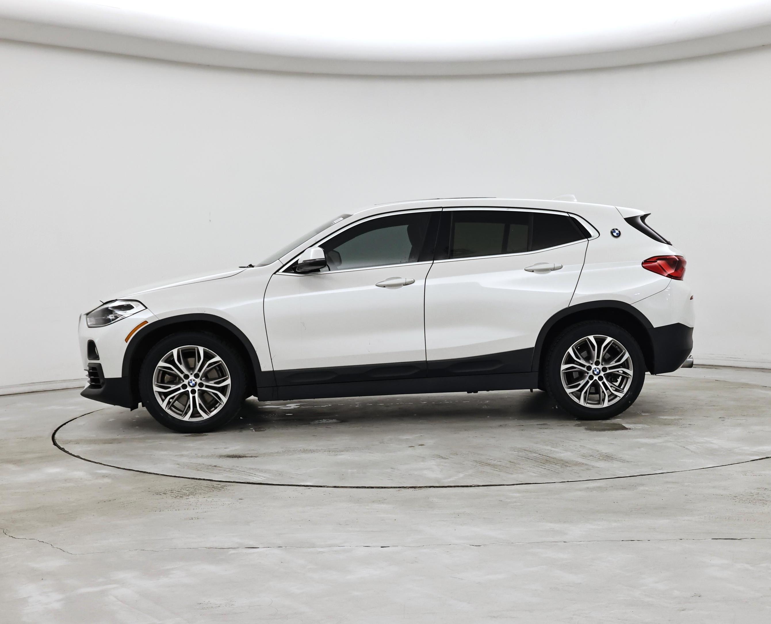 Thumbnail: 2020 BMW X2 - 3