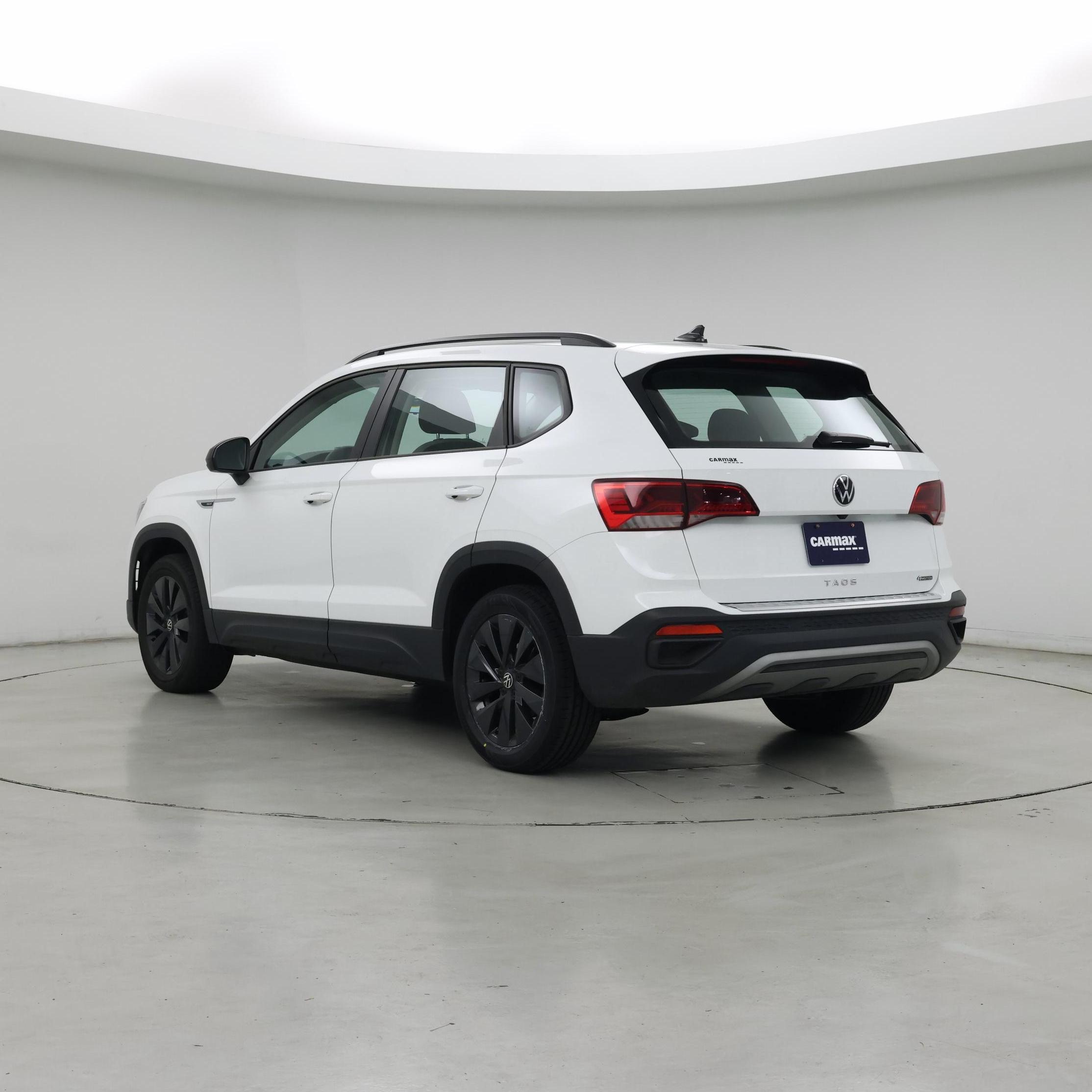 Thumbnail: 2022 Volkswagen Taos - 2