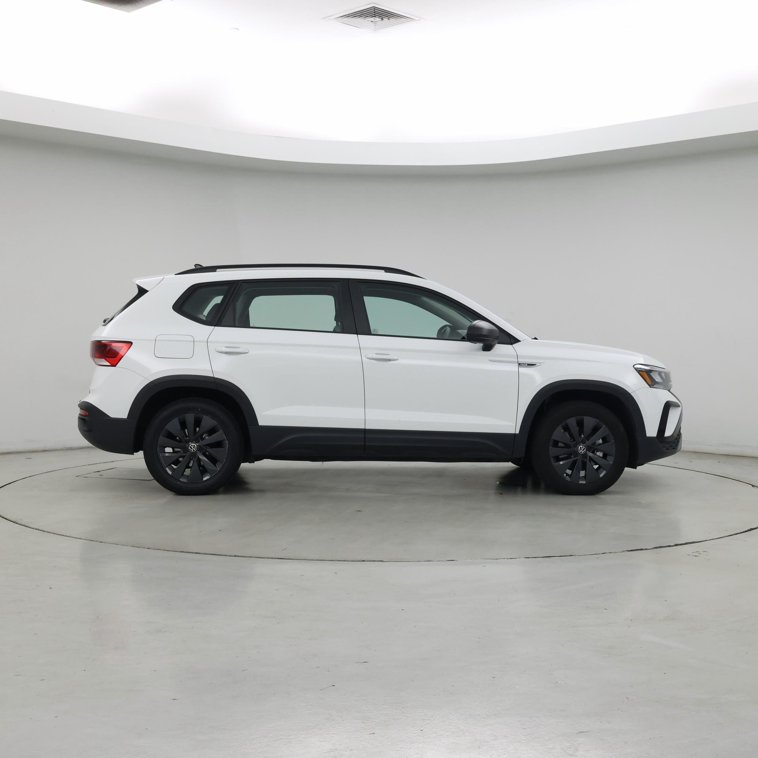 Thumbnail: 2022 Volkswagen Taos - 7