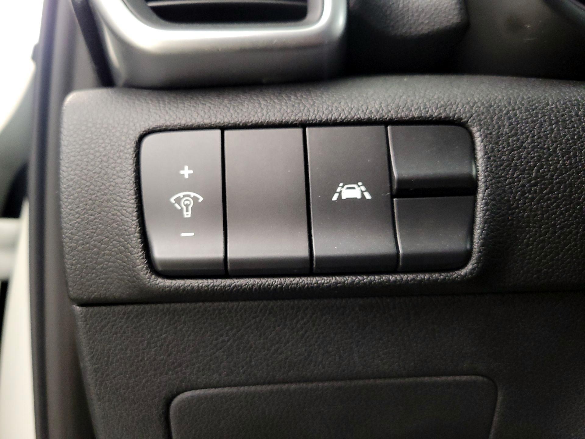 Thumbnail: 2021 Kia Sportage - 13