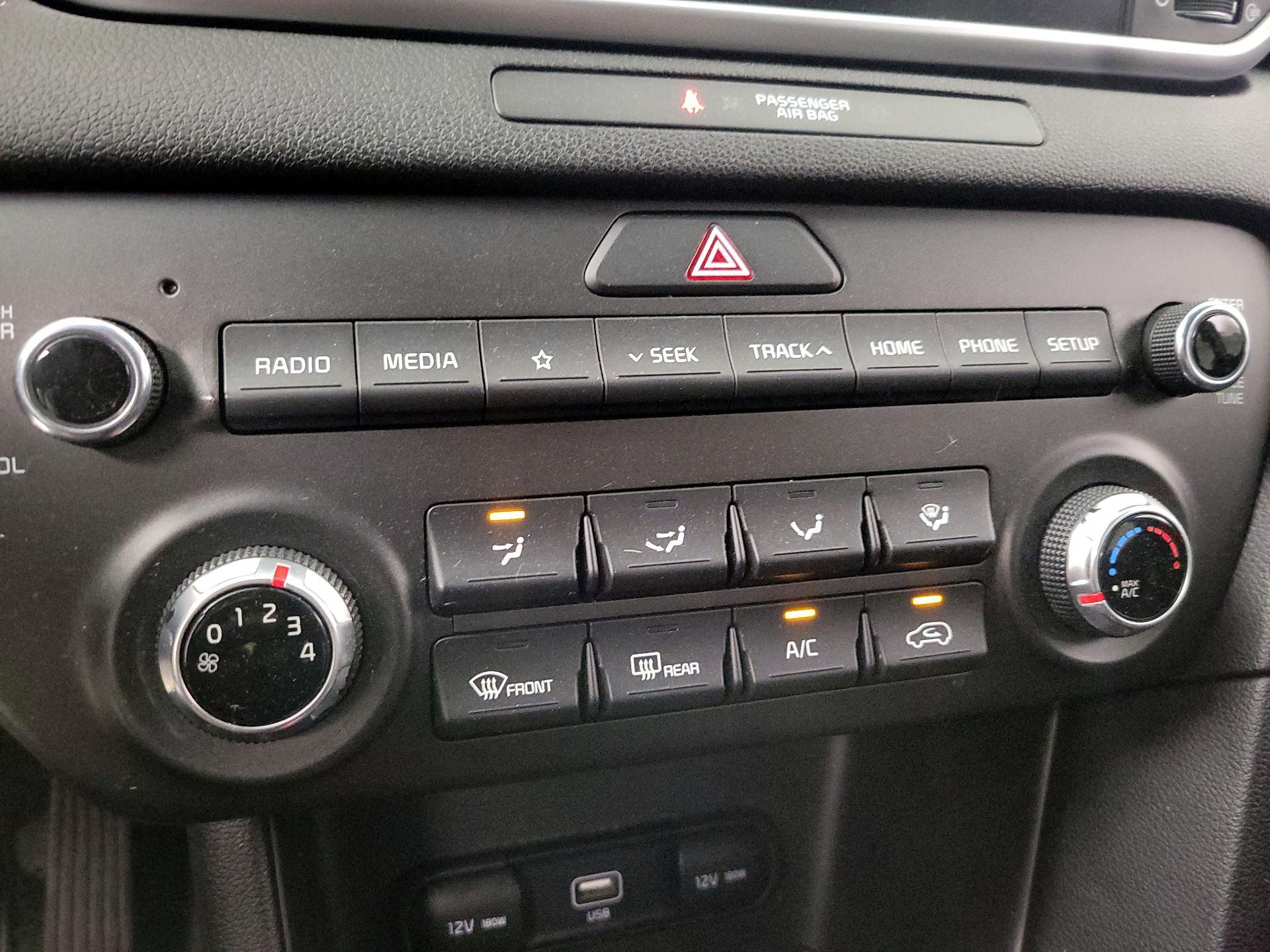 Thumbnail: 2021 Kia Sportage - 16