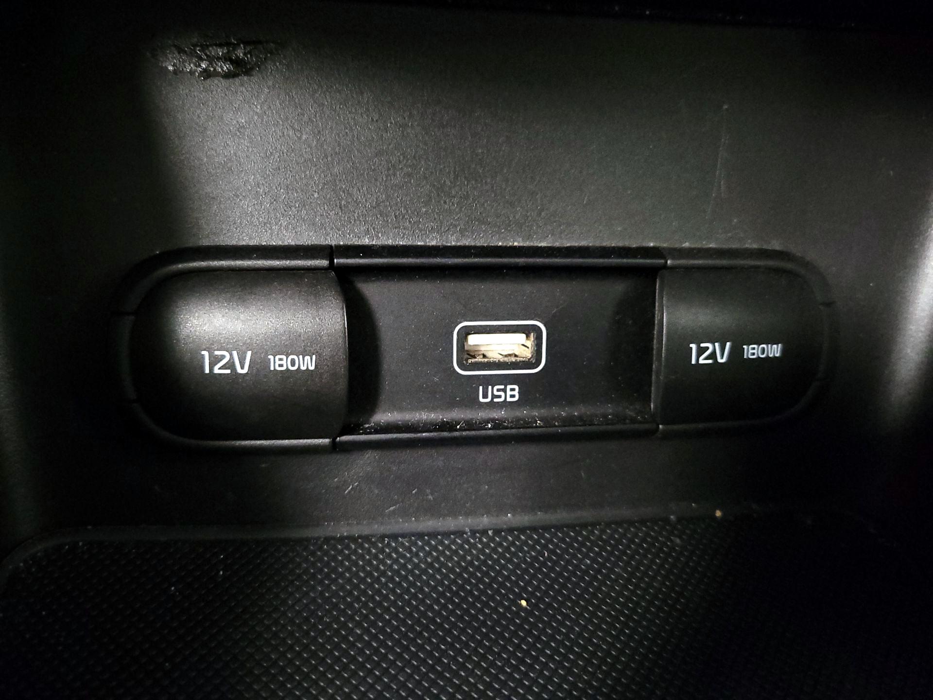 Thumbnail: 2021 Kia Sportage - 18