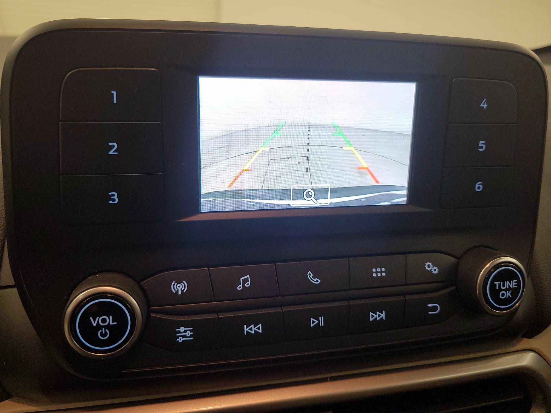 Thumbnail: 2021 Ford EcoSport - 14