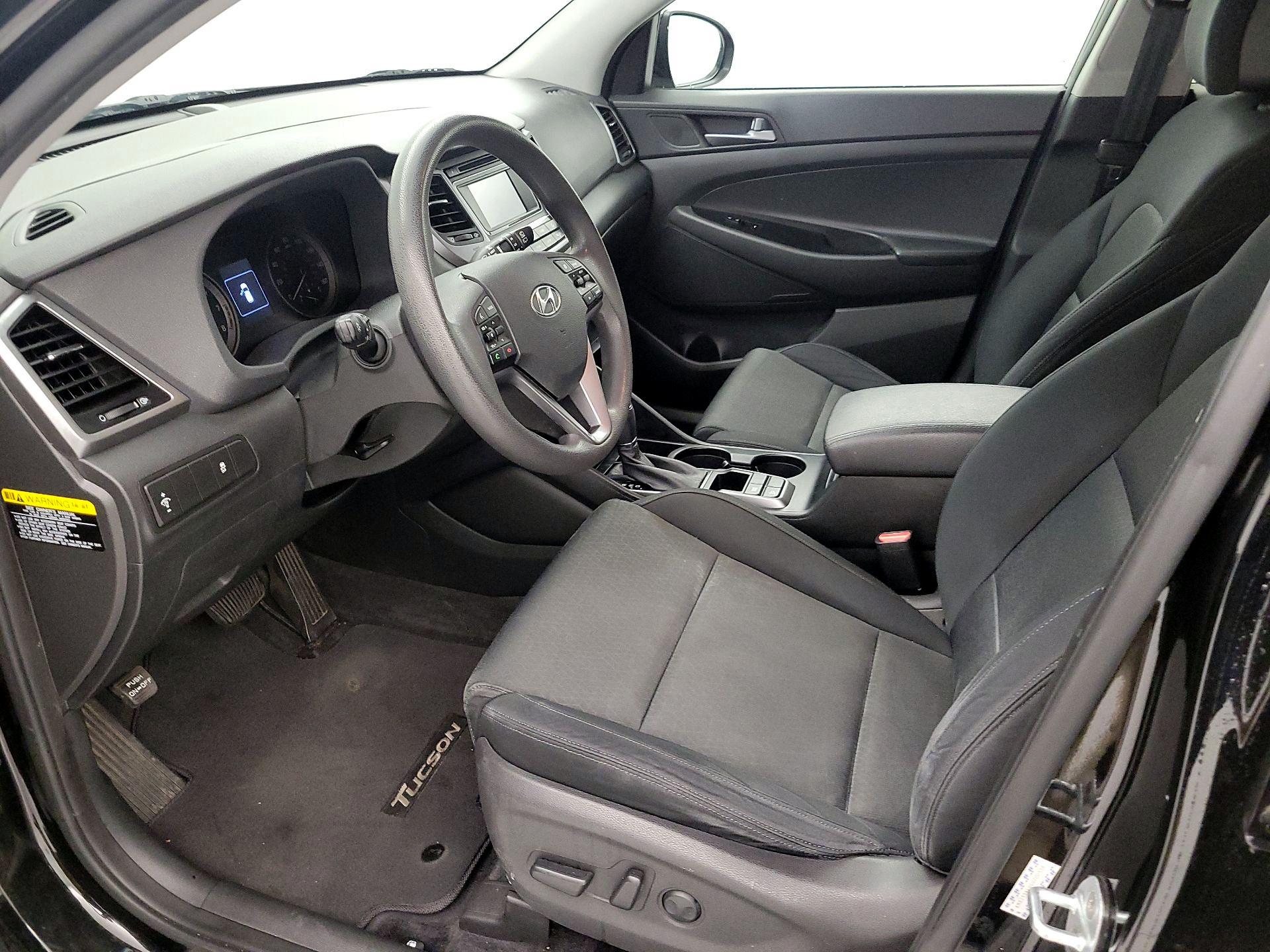 Thumbnail: 2016 Hyundai Tucson - 11