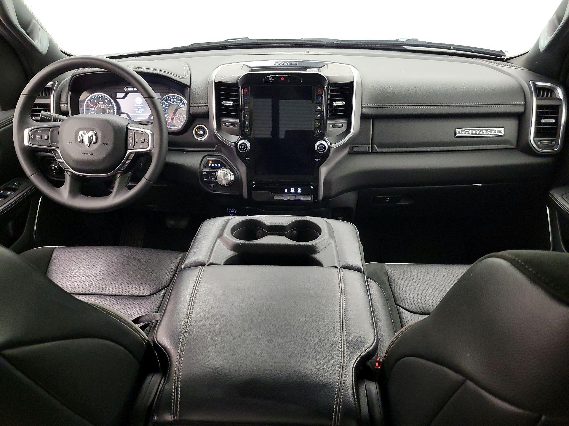 Thumbnail: 2025 RAM 1500 - 9