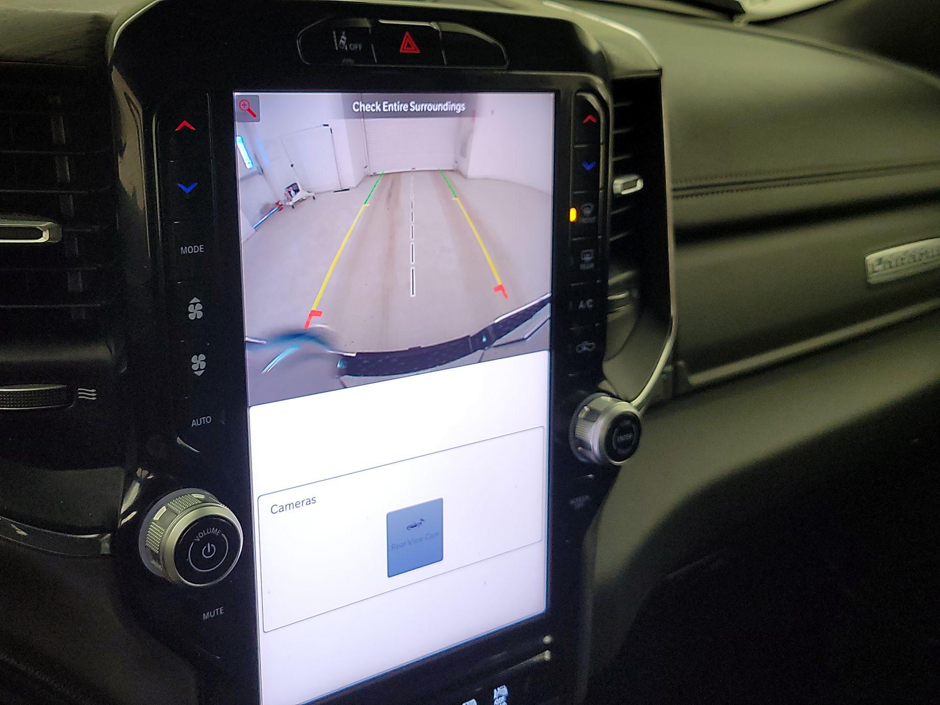 Thumbnail: 2025 RAM 1500 - 15