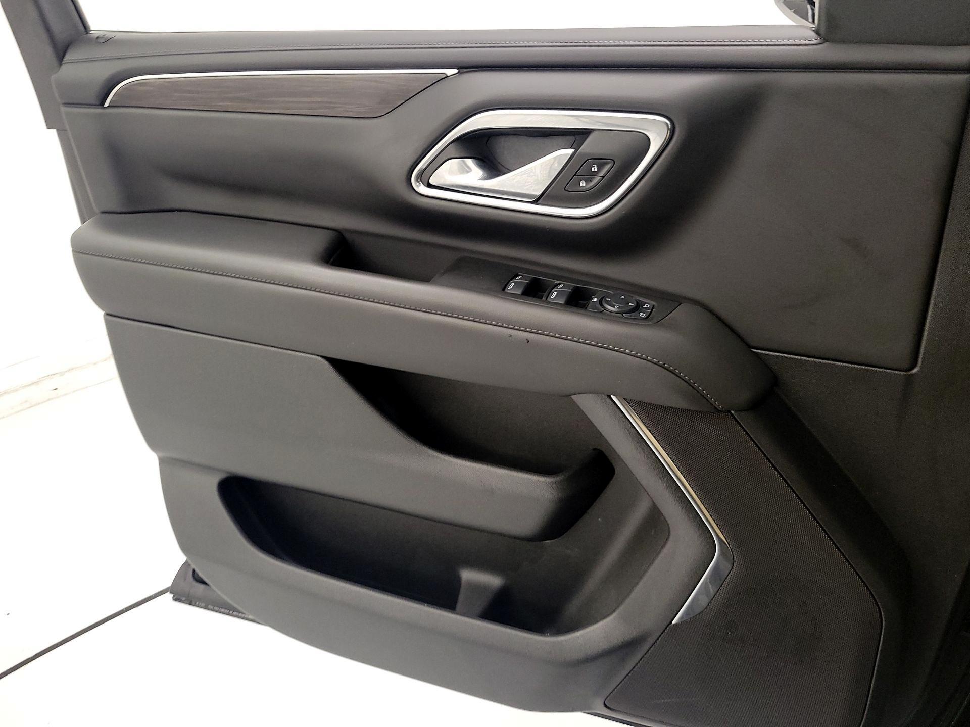 Thumbnail: 2024 Chevrolet Suburban - 12