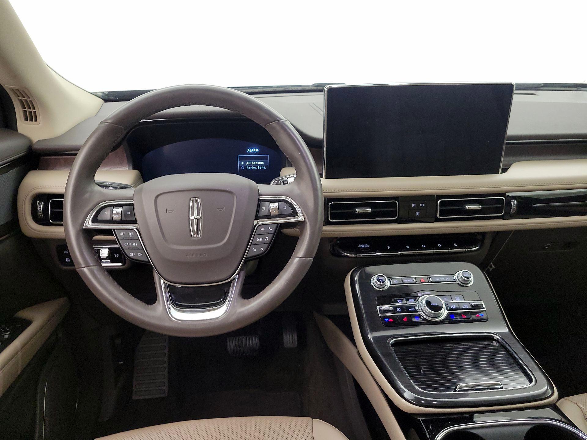 Thumbnail: 2023 Lincoln Nautilus - 10