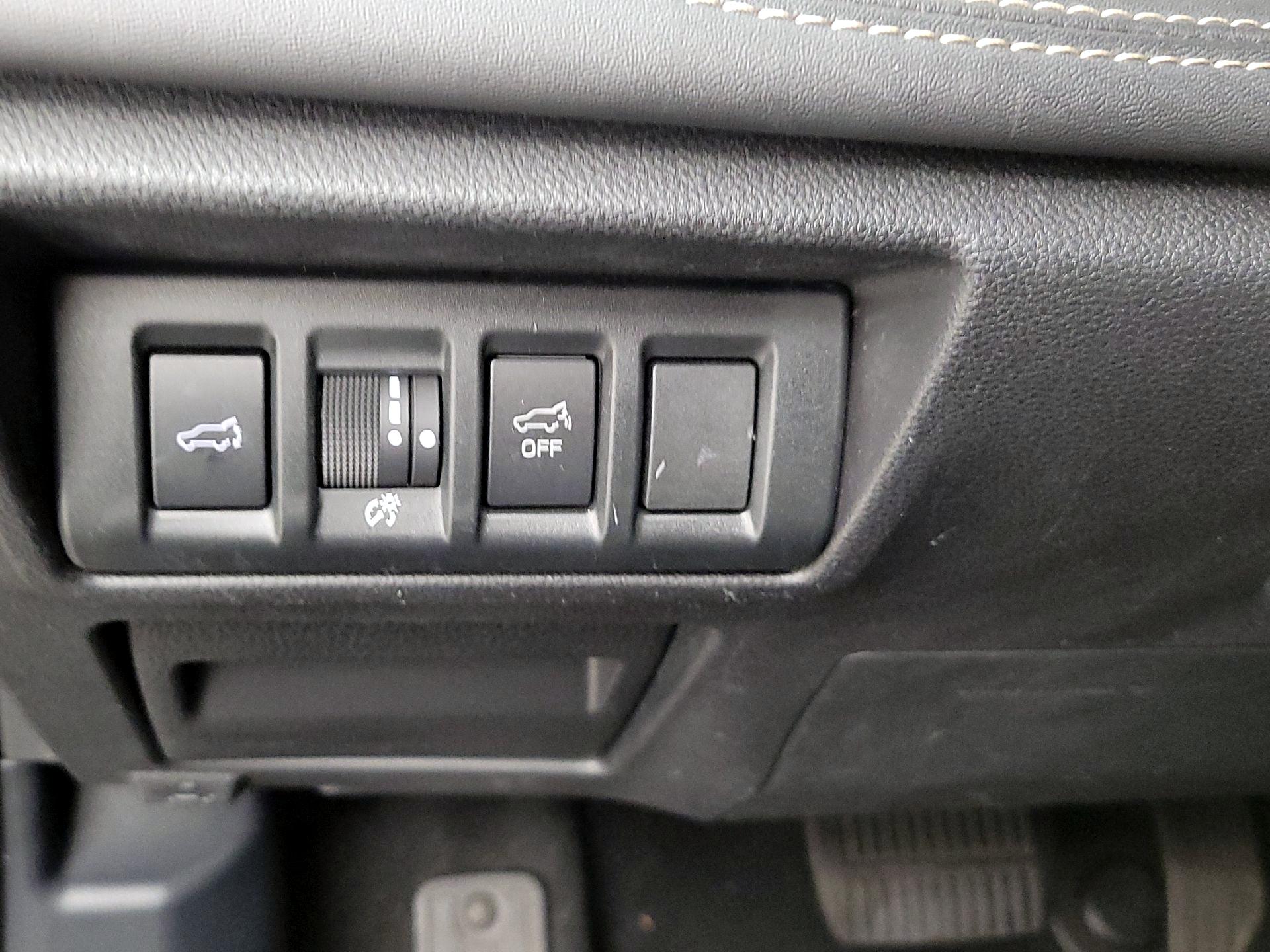 Thumbnail: 2020 Subaru Outback - 13