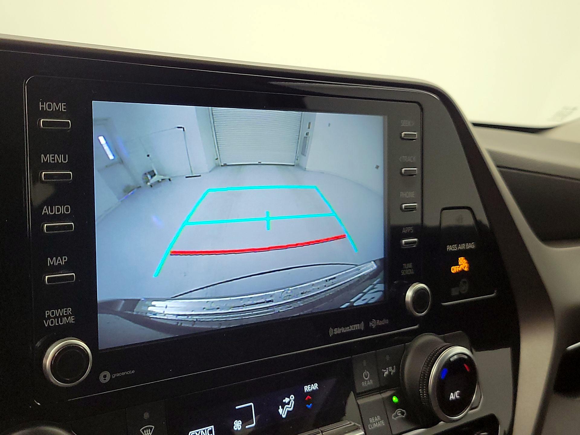 Thumbnail: 2022 Toyota Highlander - 14