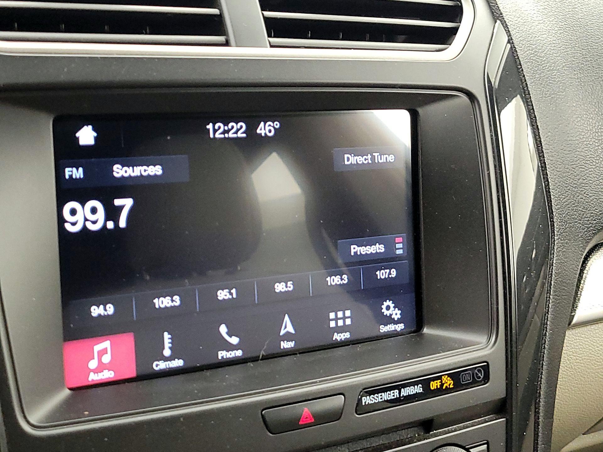 Thumbnail: 2018 Ford Explorer - 16