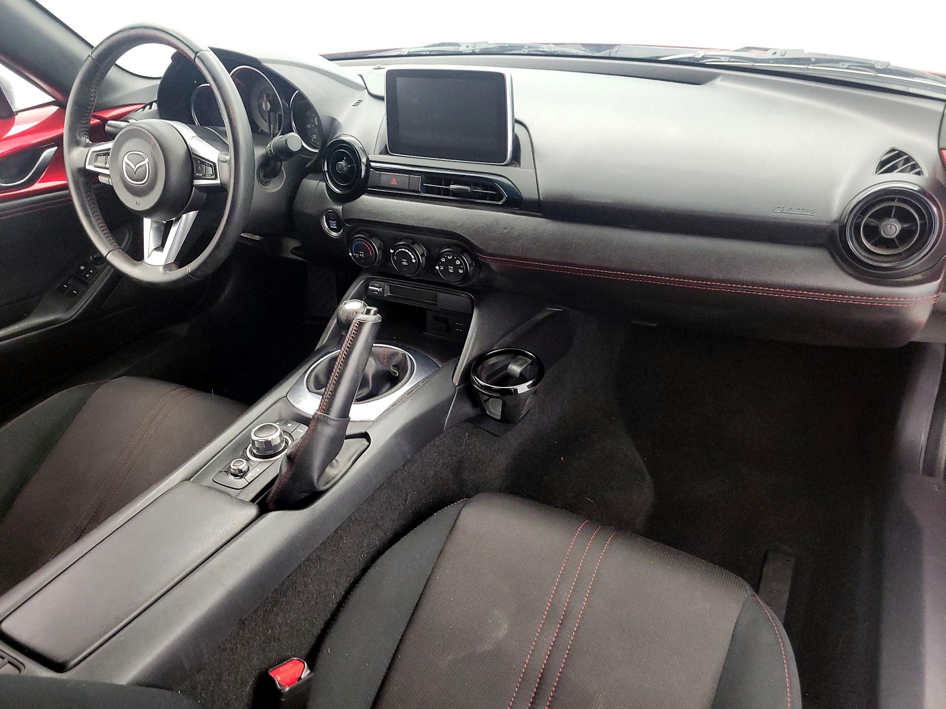 Thumbnail: 2017 Mazda MX-5 Miata - 9